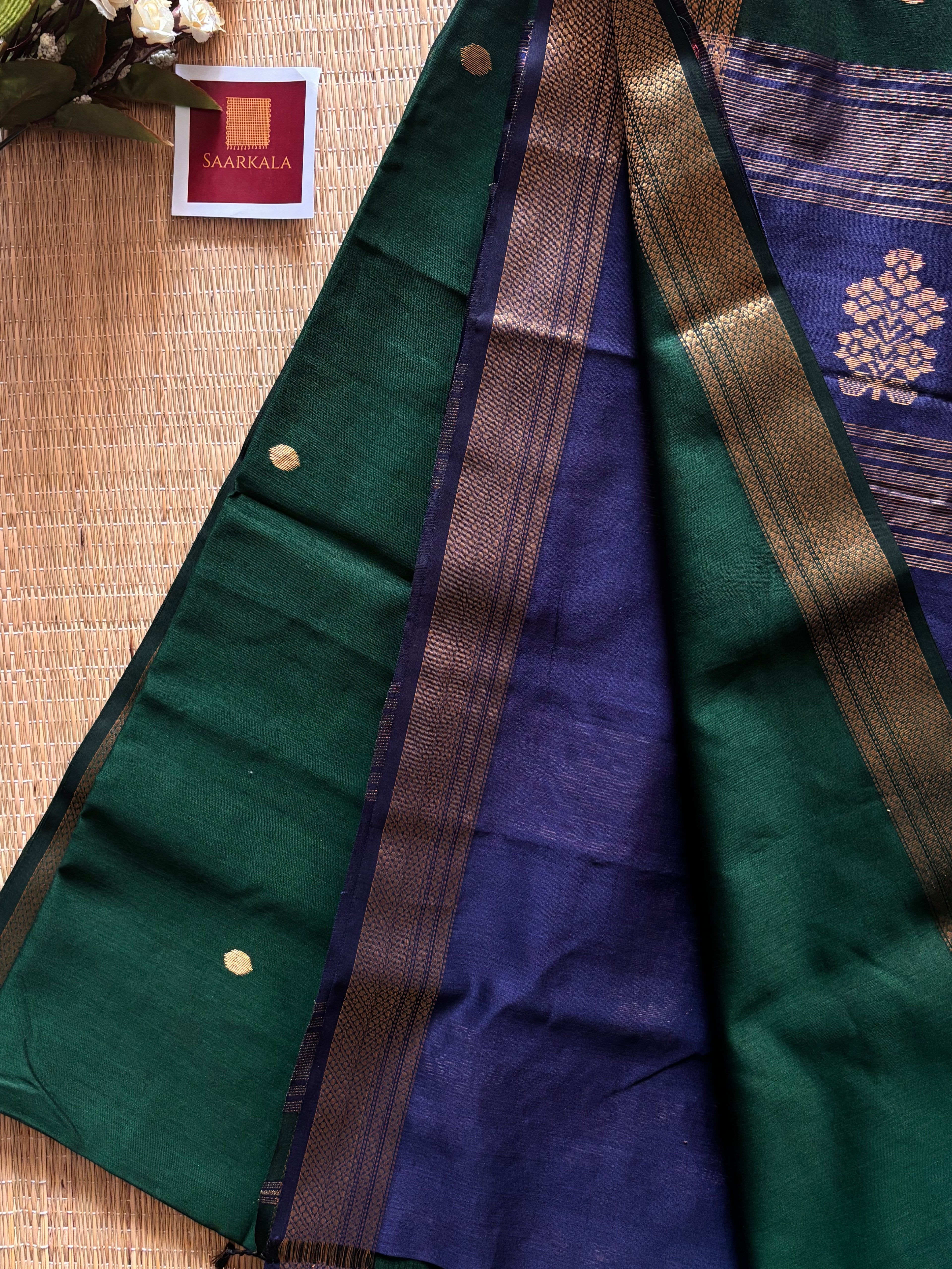 Floral Buta Blue & Green Maheshwari Handloom Saree