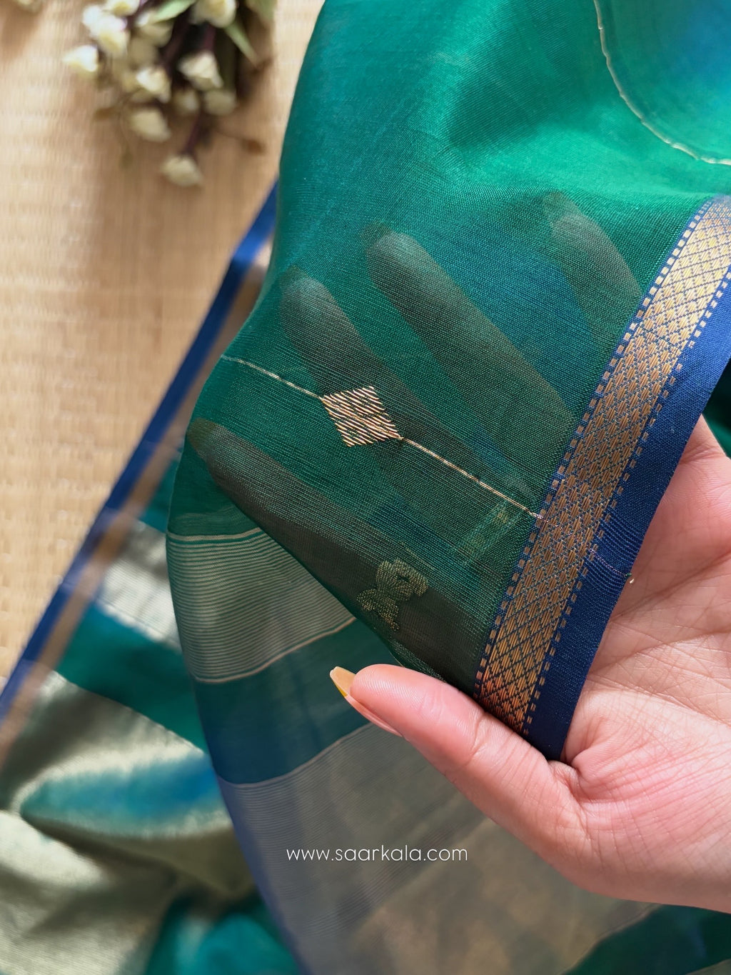 Peacock Green Dual Shaded Maheshwari Handwoven Saree with Gold Zari Border