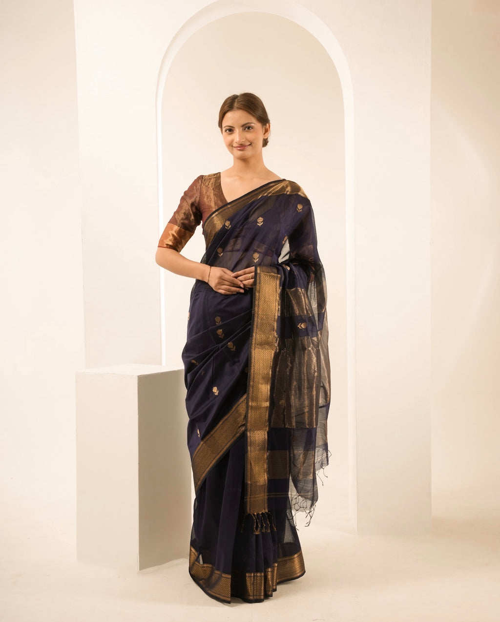 Lotus Black Maheshwari Handloom Saree