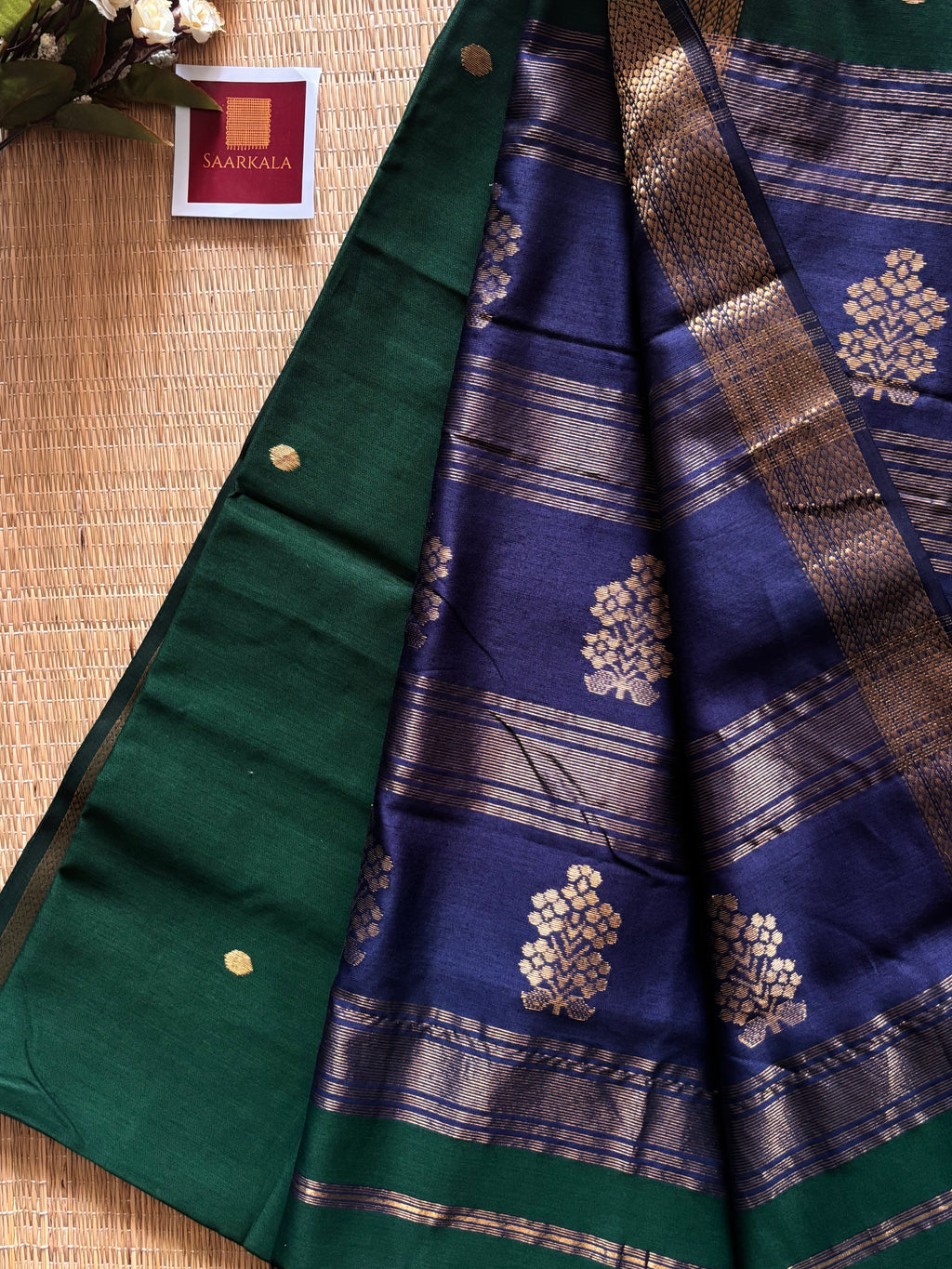 Floral Buta Blue & Green Maheshwari Handloom Saree