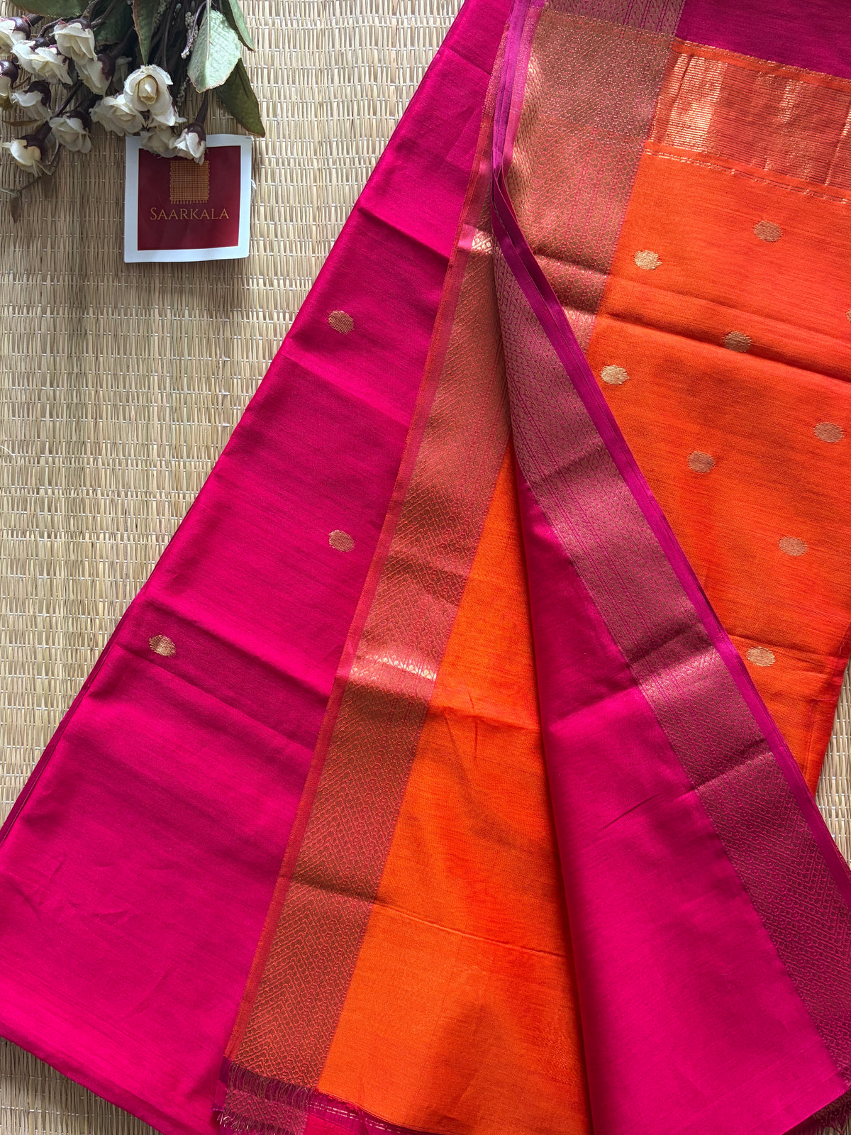 Swara Sikka Pink Orange Maheshwari Handloom Saree