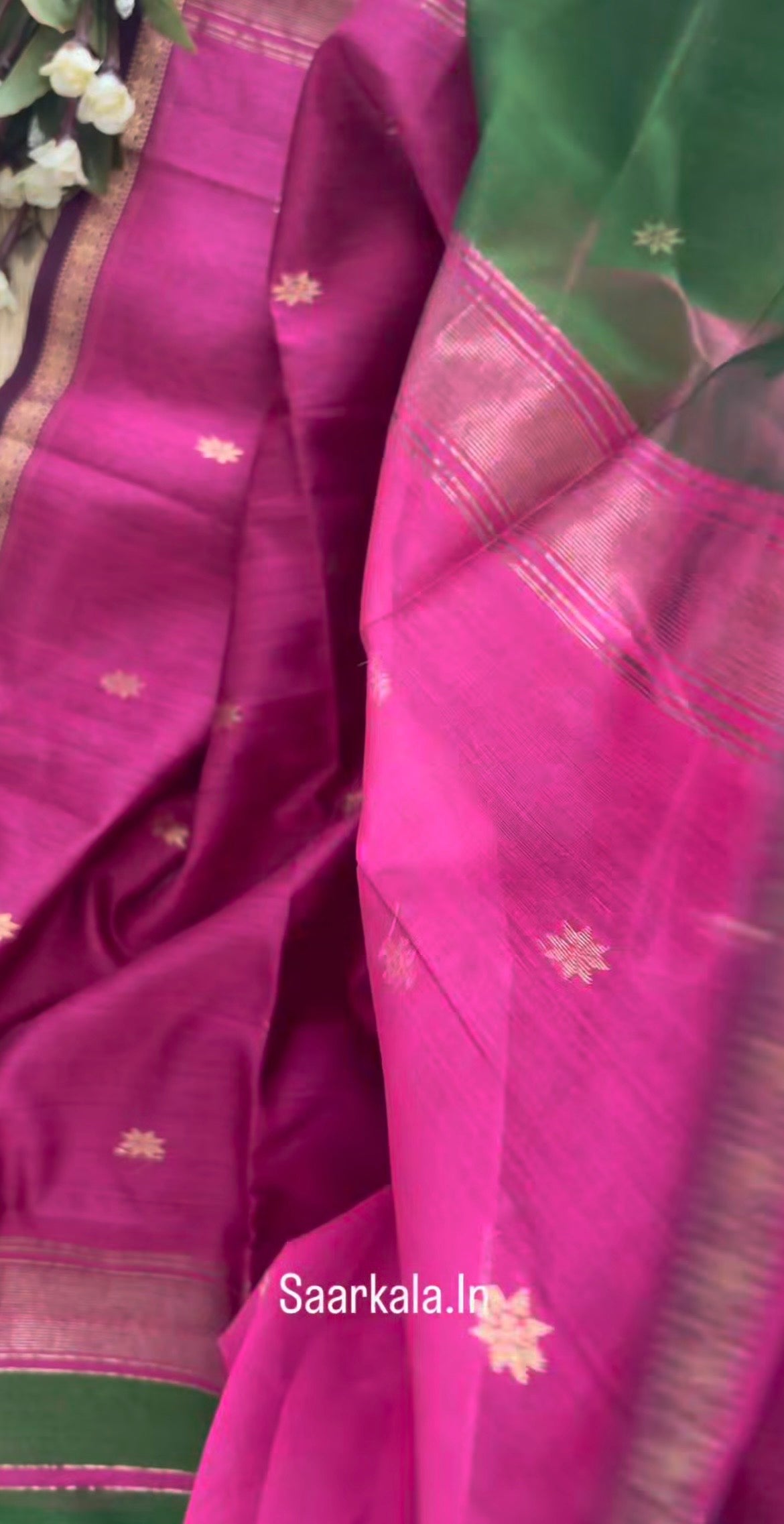 Green Pink Chameli Maheshwari Handloom Silk Cotton Saree