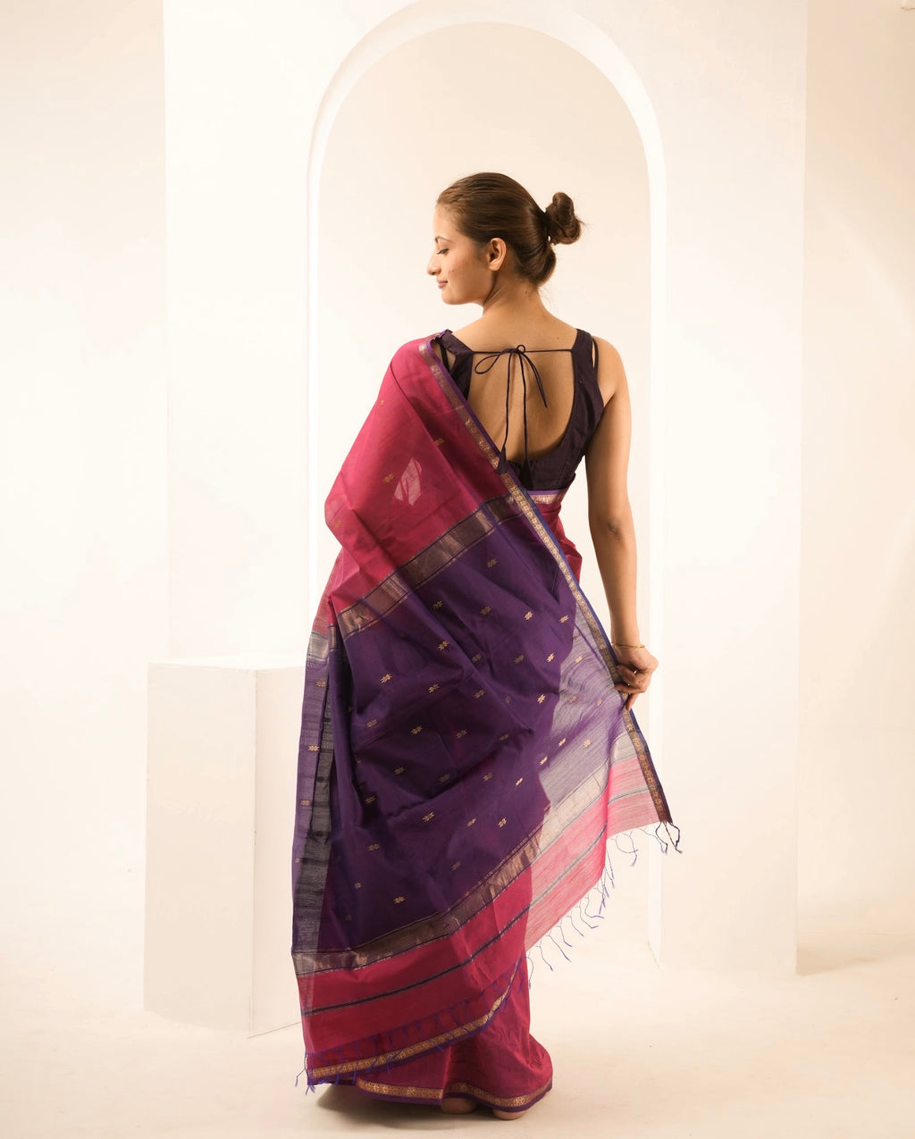 Chameli Pink Purple Maheshwari Handloom Saree