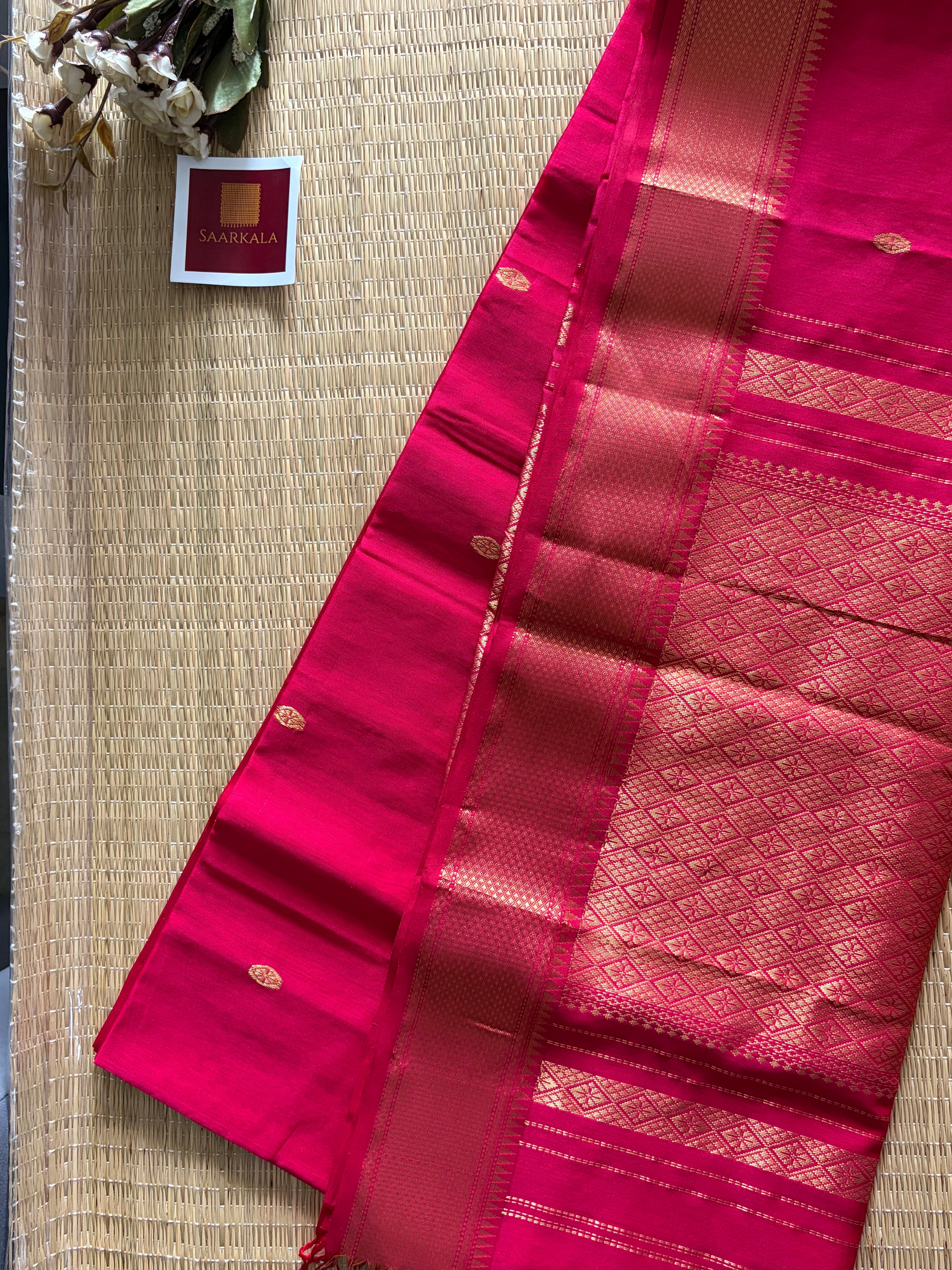 Jala Pallu Pink Maheshwari Handloom Saree