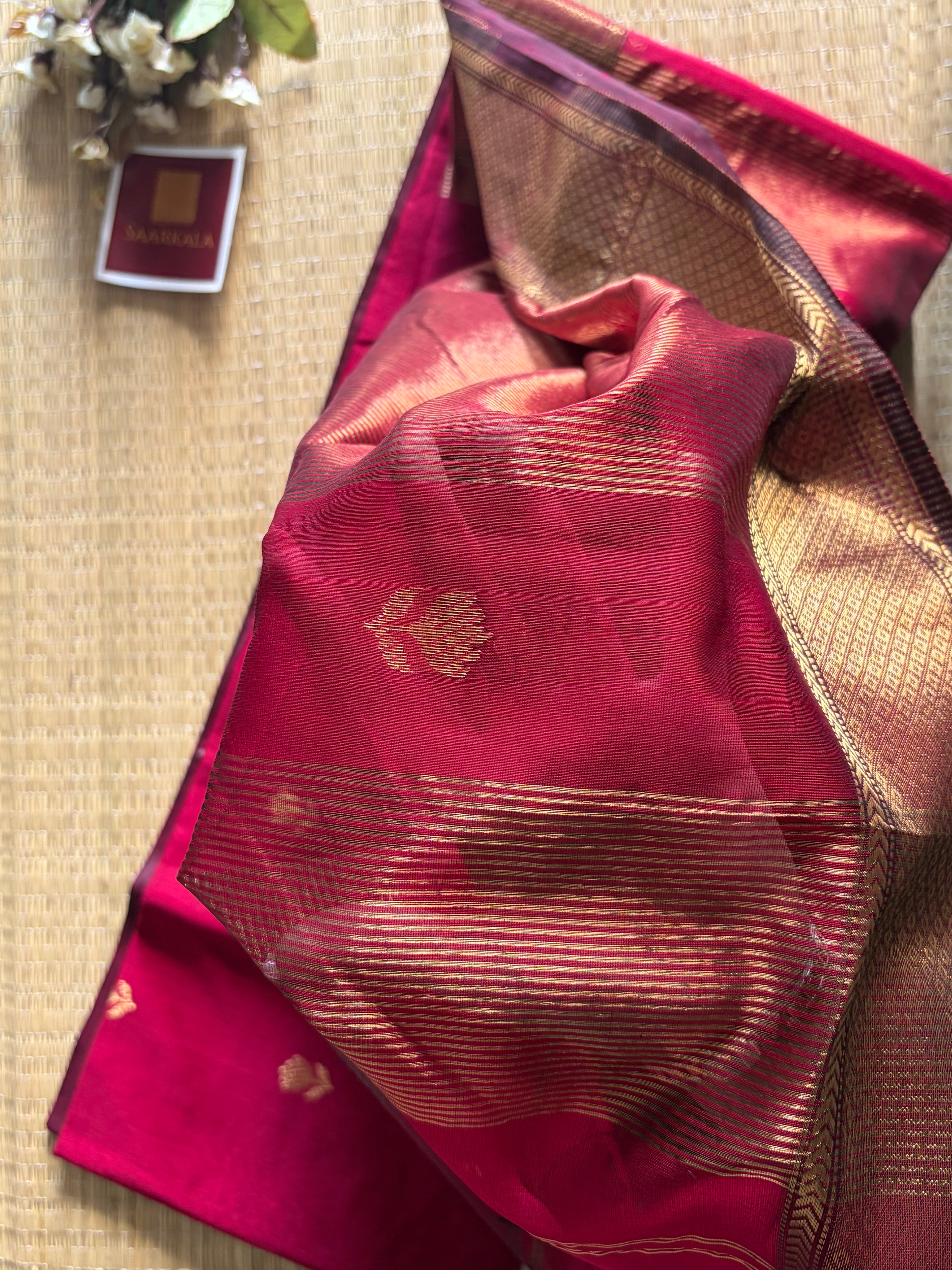 Magenta Dark Pink Maheshwari silk and cotton Lotus Butta Saree
