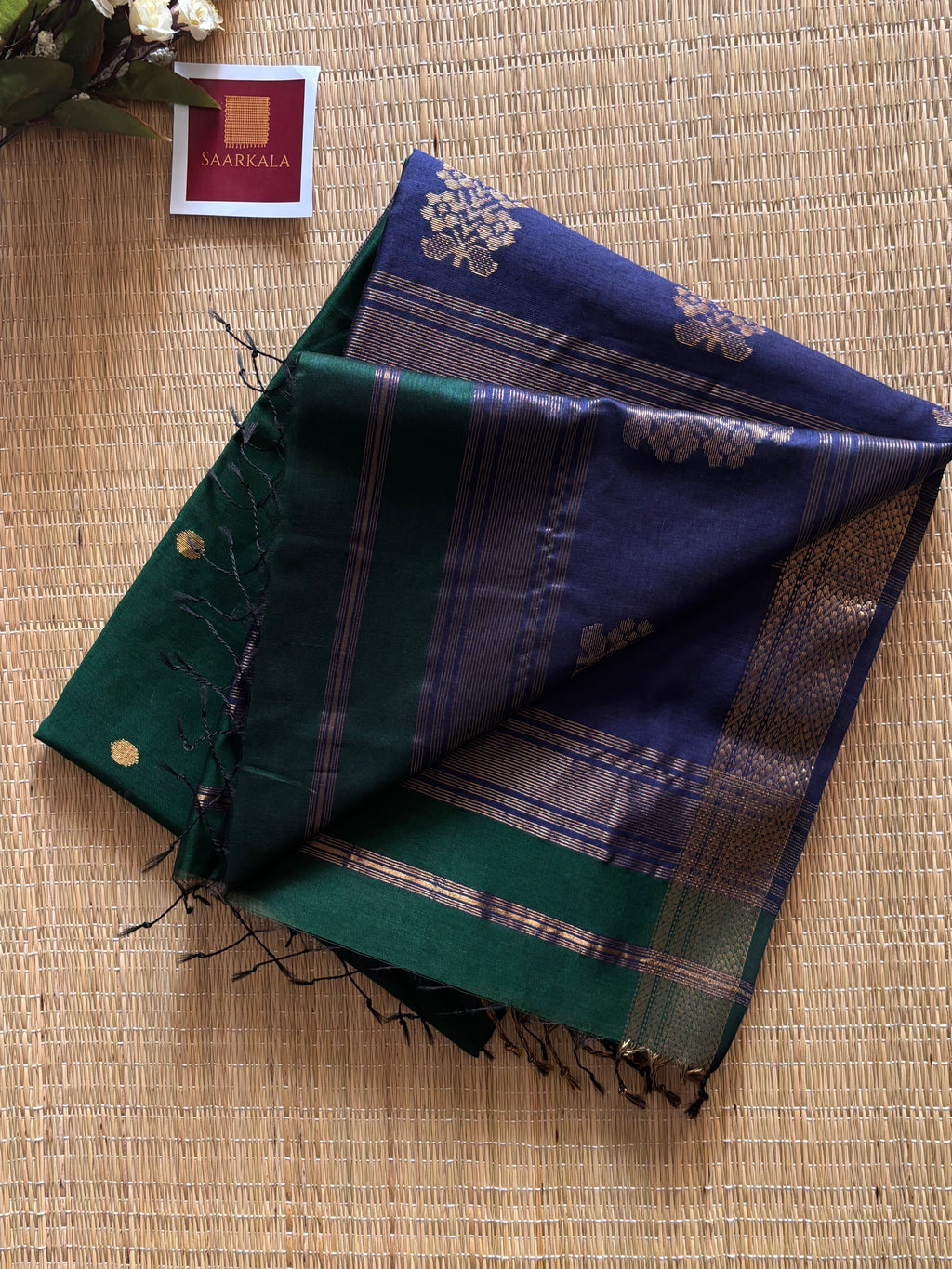 Floral Buta Blue & Green Maheshwari Handloom Saree