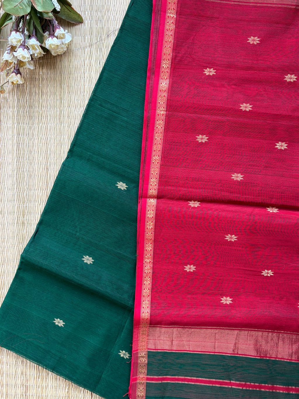 Chameli Red Green Maheshwari Handloom Saree