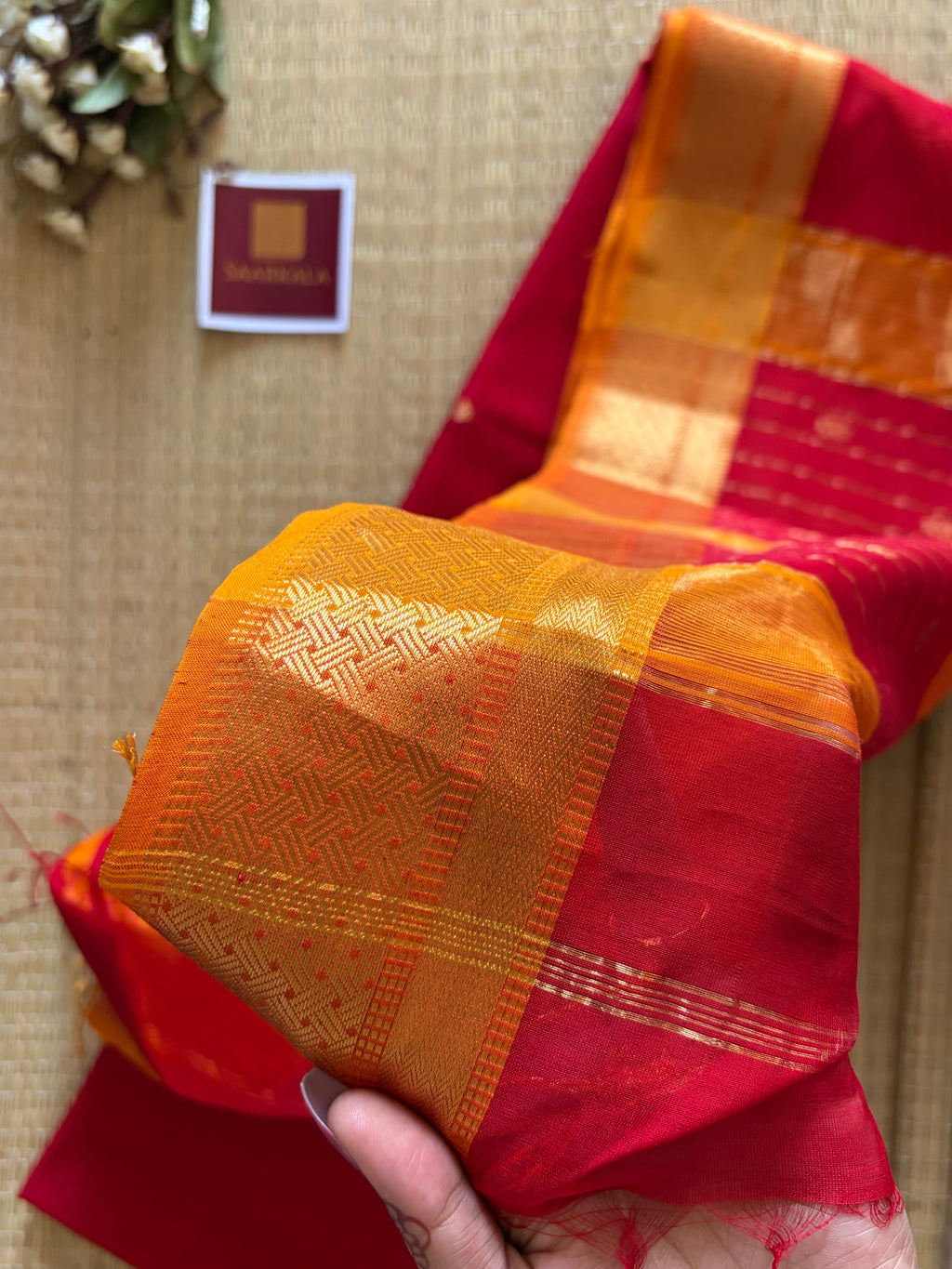 Crimson Red Maheshwari Handloom Silk Cotton Saree