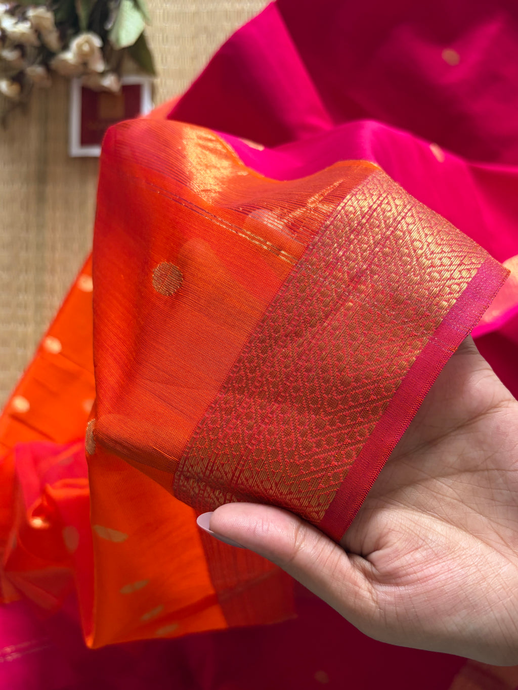 Swara Sikka Pink Orange Maheshwari Handloom Saree