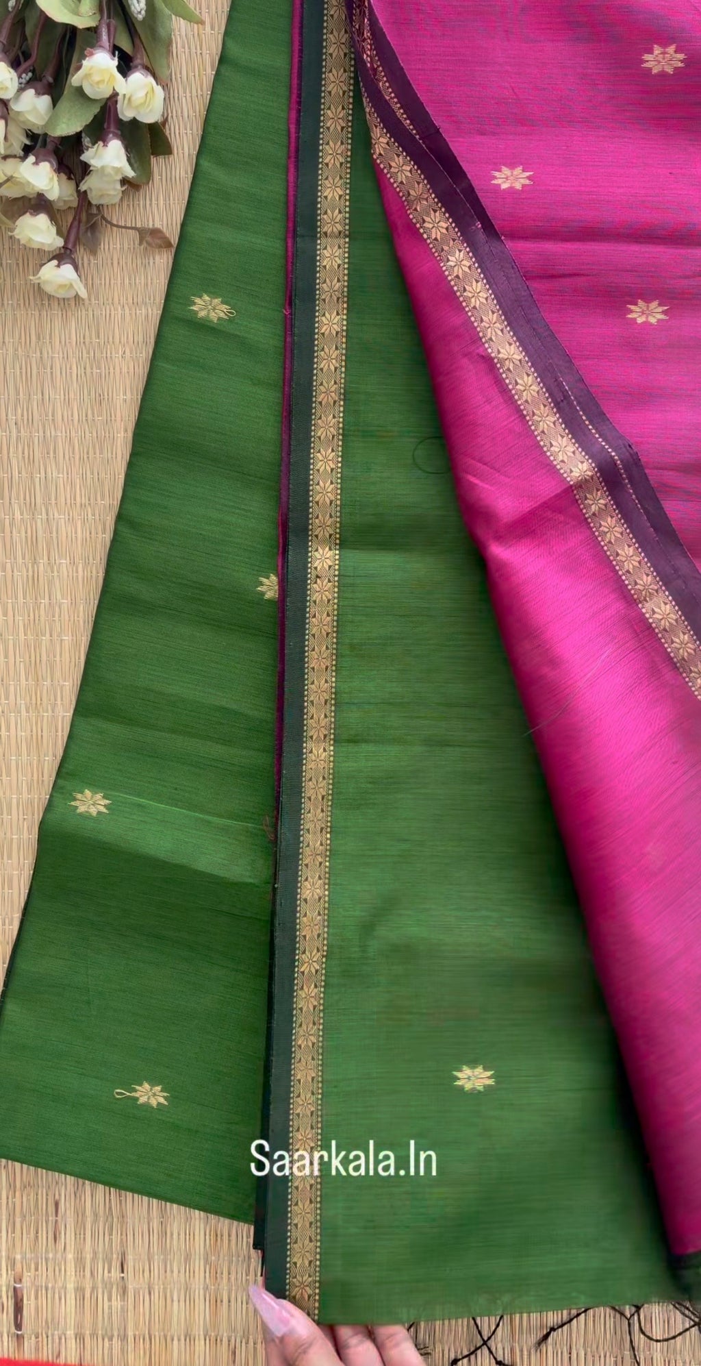 Green Pink Chameli Maheshwari Handloom Silk Cotton Saree