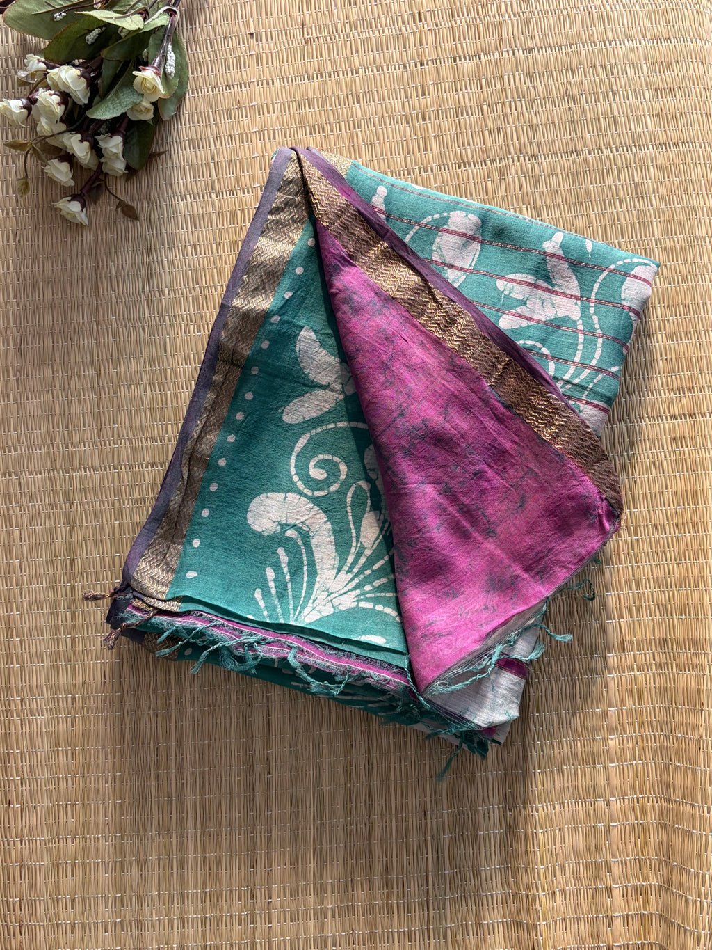 Natural Batik Print Blue Pink Maheshwari Handloom Saree