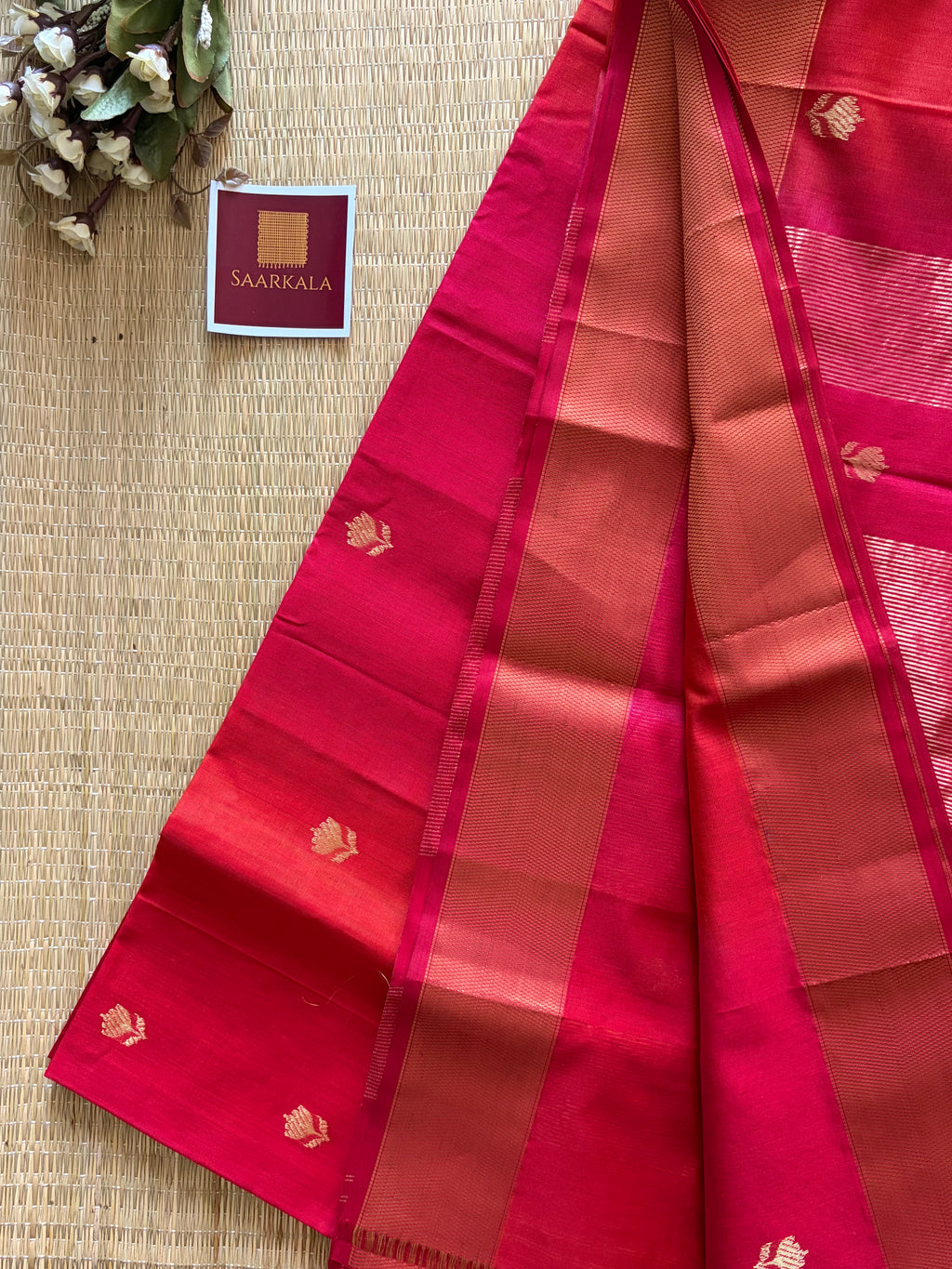 Rani Pink Dual Tone Maheshwari Lotus Buta Maheshwari Handloom Saree