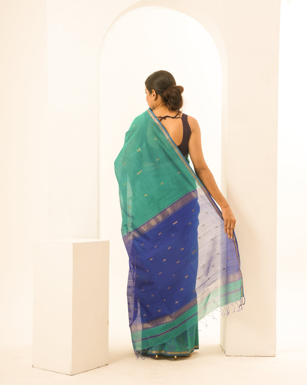 Teal Blue Maheshwari Handloom Saree