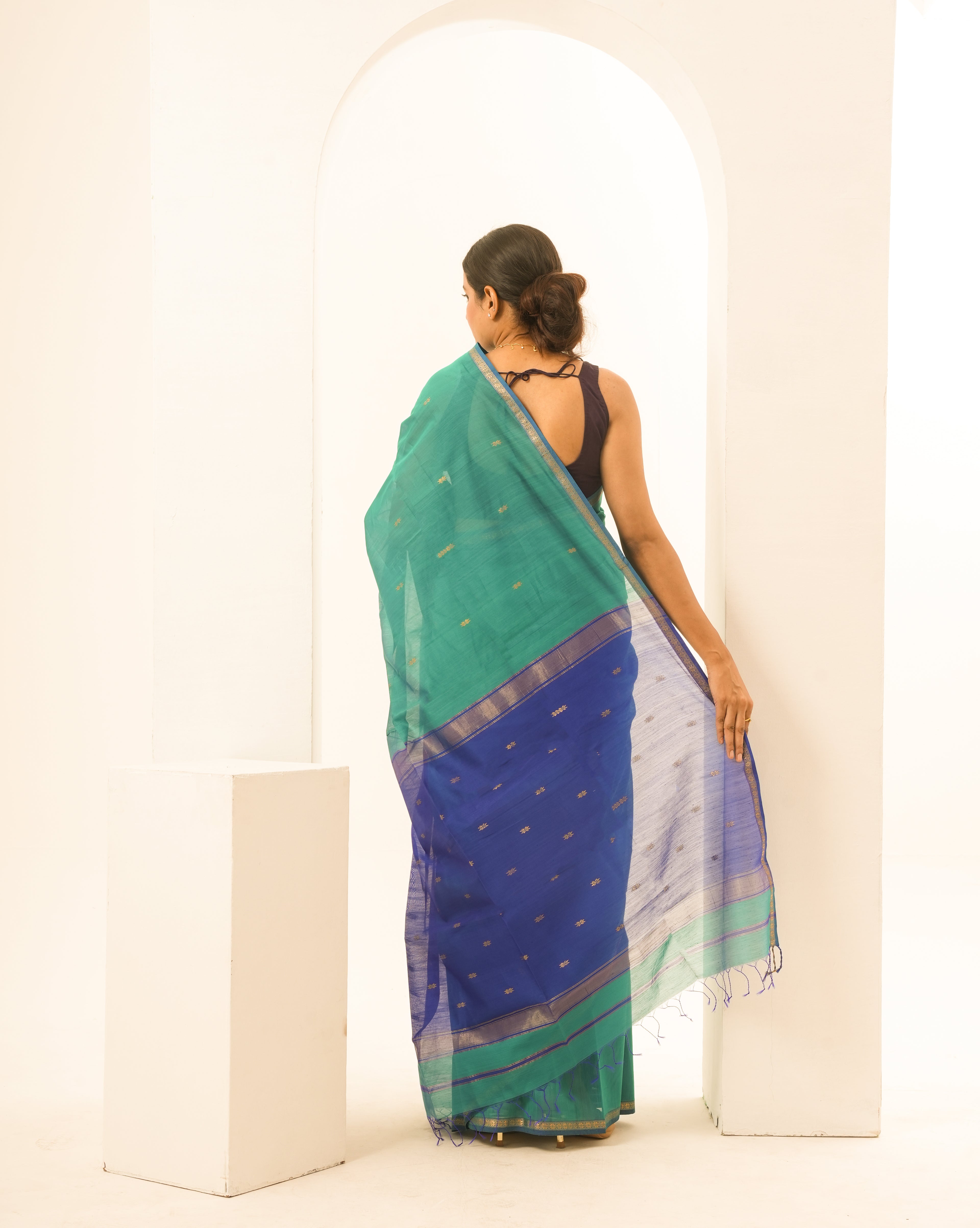 Teal Blue Maheshwari Handloom Saree
