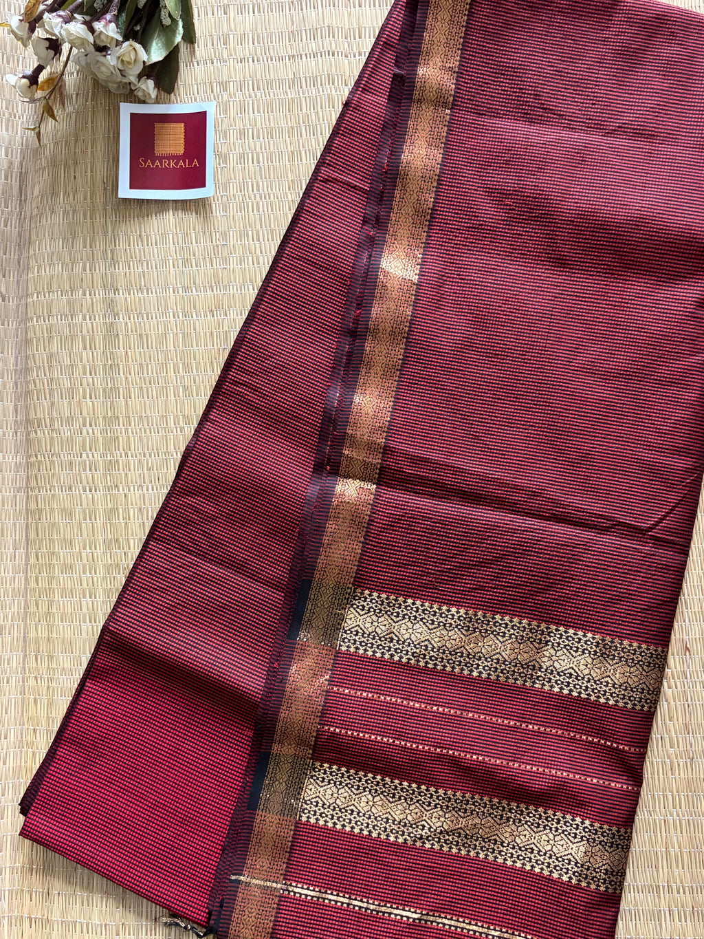 Garbh Reshmi Red Maheshwari Handloom Saree