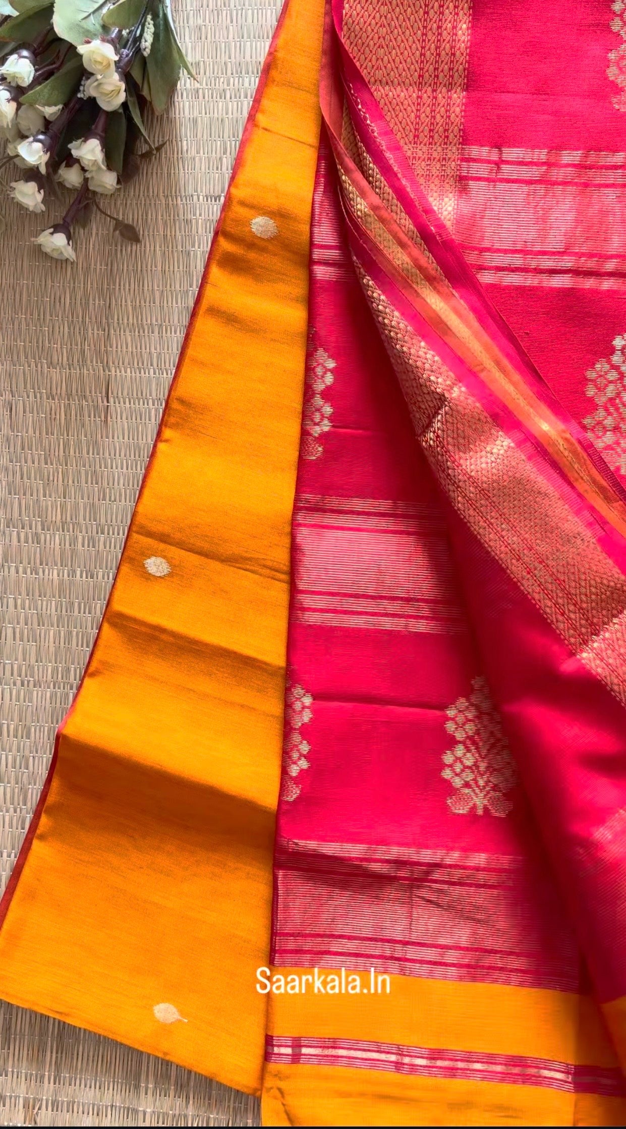 Floral Buta Musturd Red Maheshwari Handloom Saree