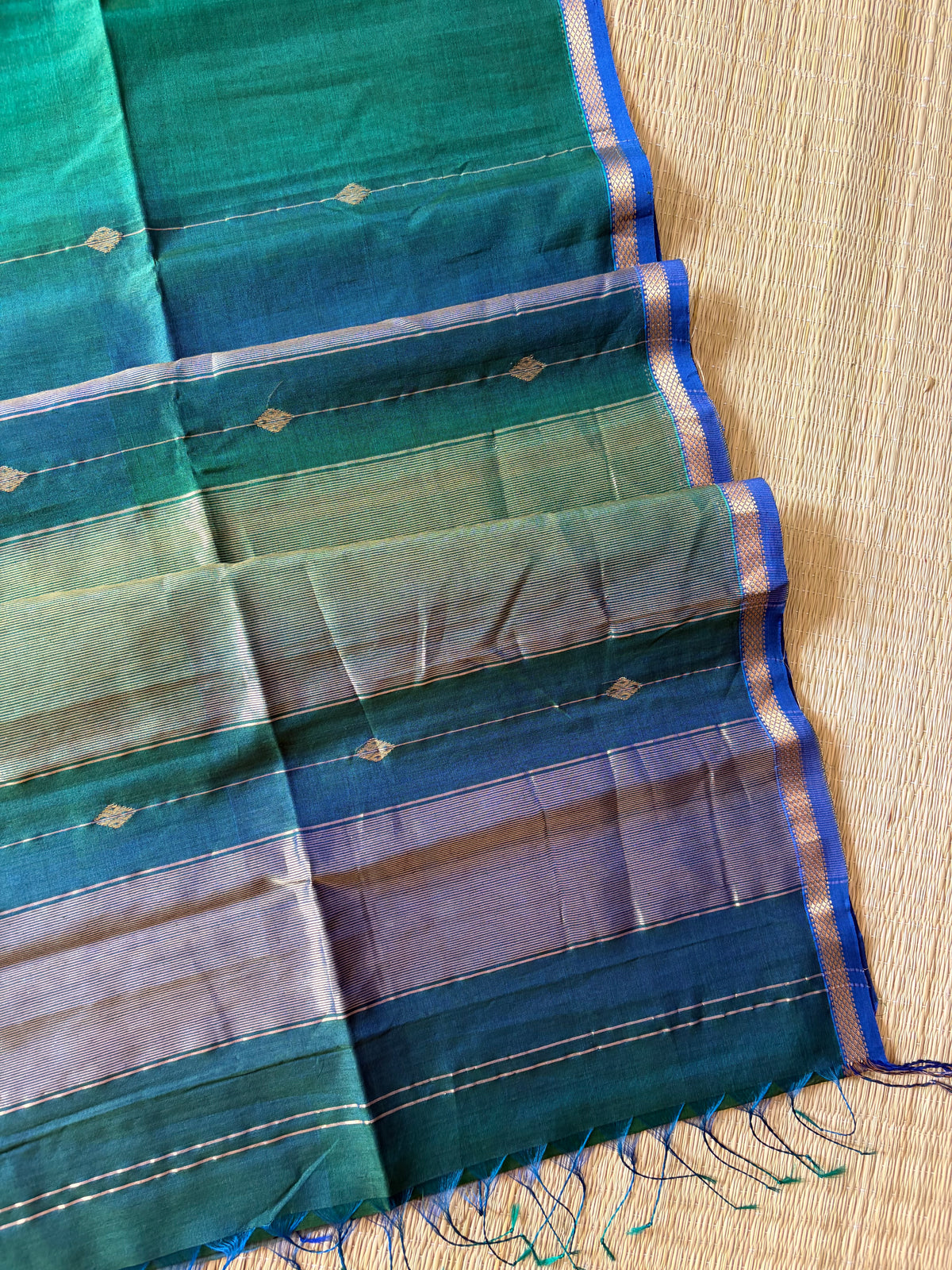 Rama Green Dual Shaded Maheshwari Handwoven Saree with Gold Zari Border