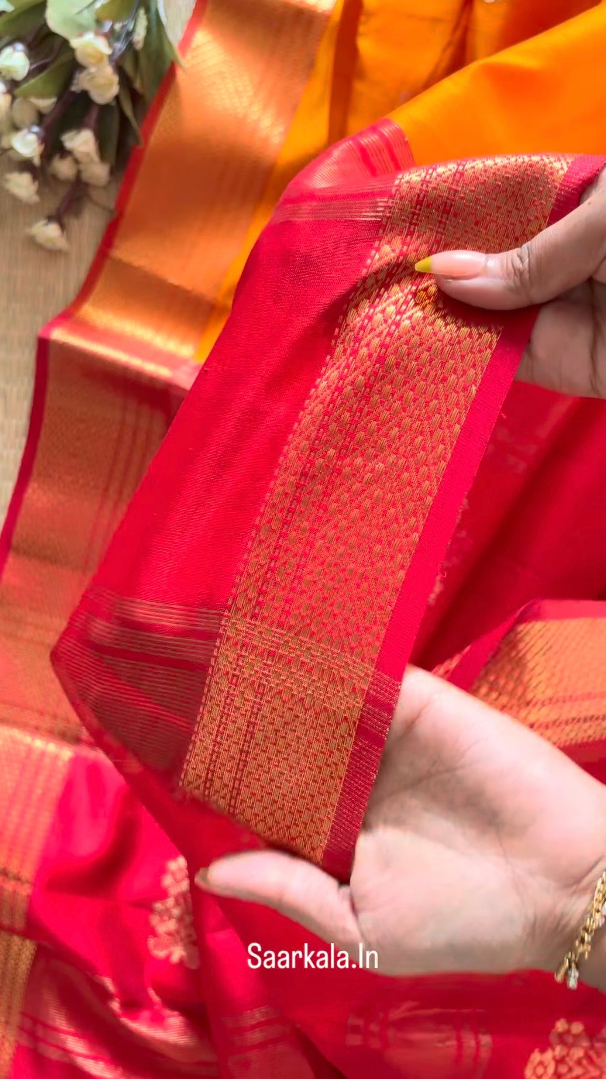 Floral Buta Musturd Red Maheshwari Handloom Saree