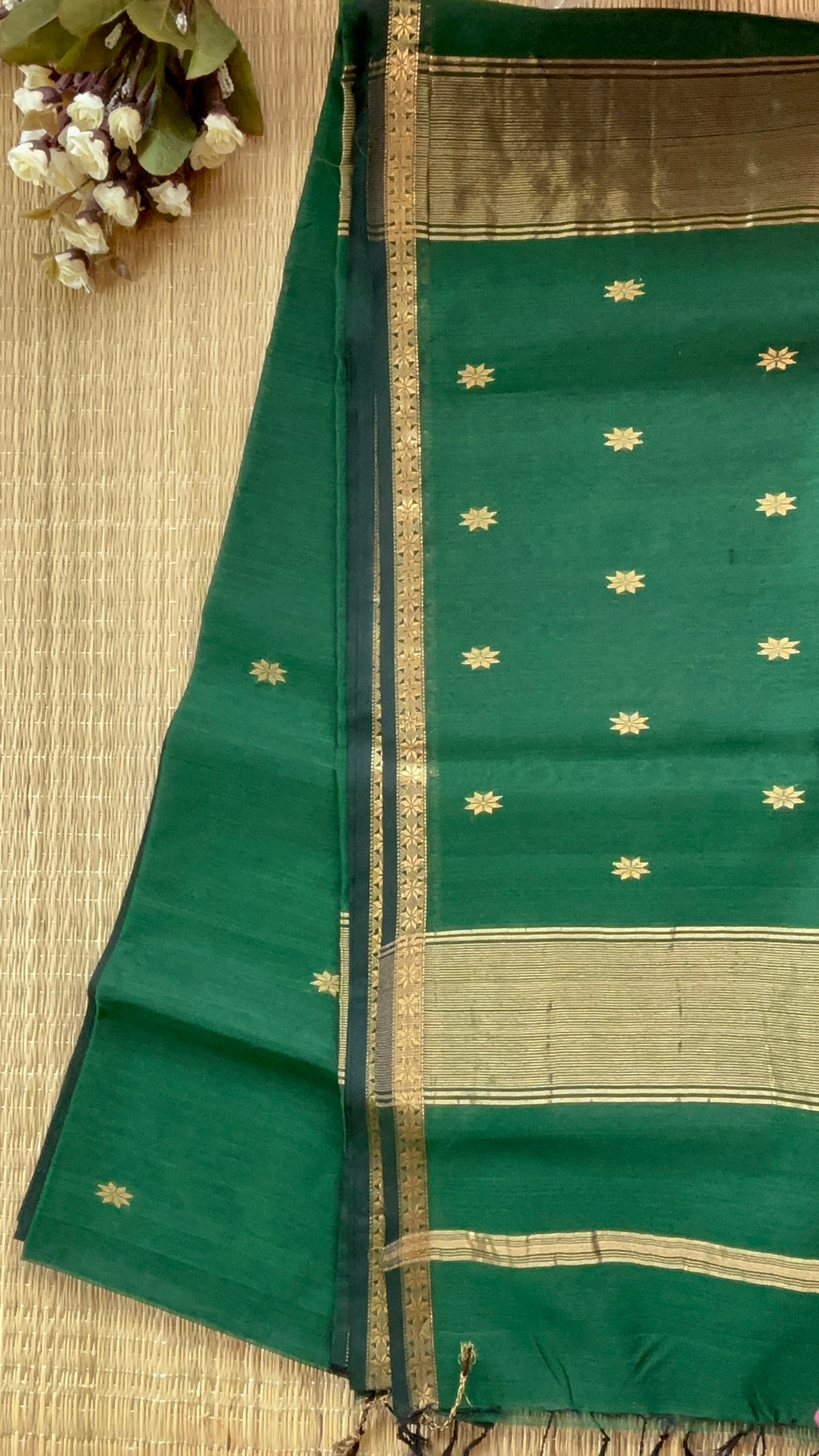 Chameli Green Self Maheshwari Handloom Saree