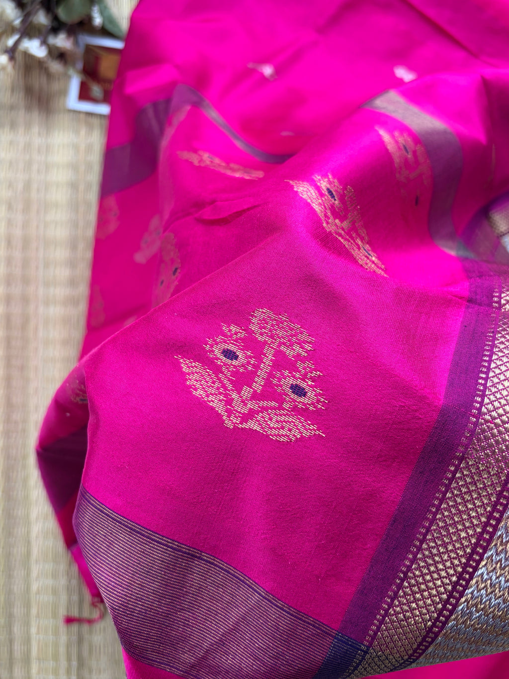 Hot Pink Pure Silk Maheshwari Handloom Saree