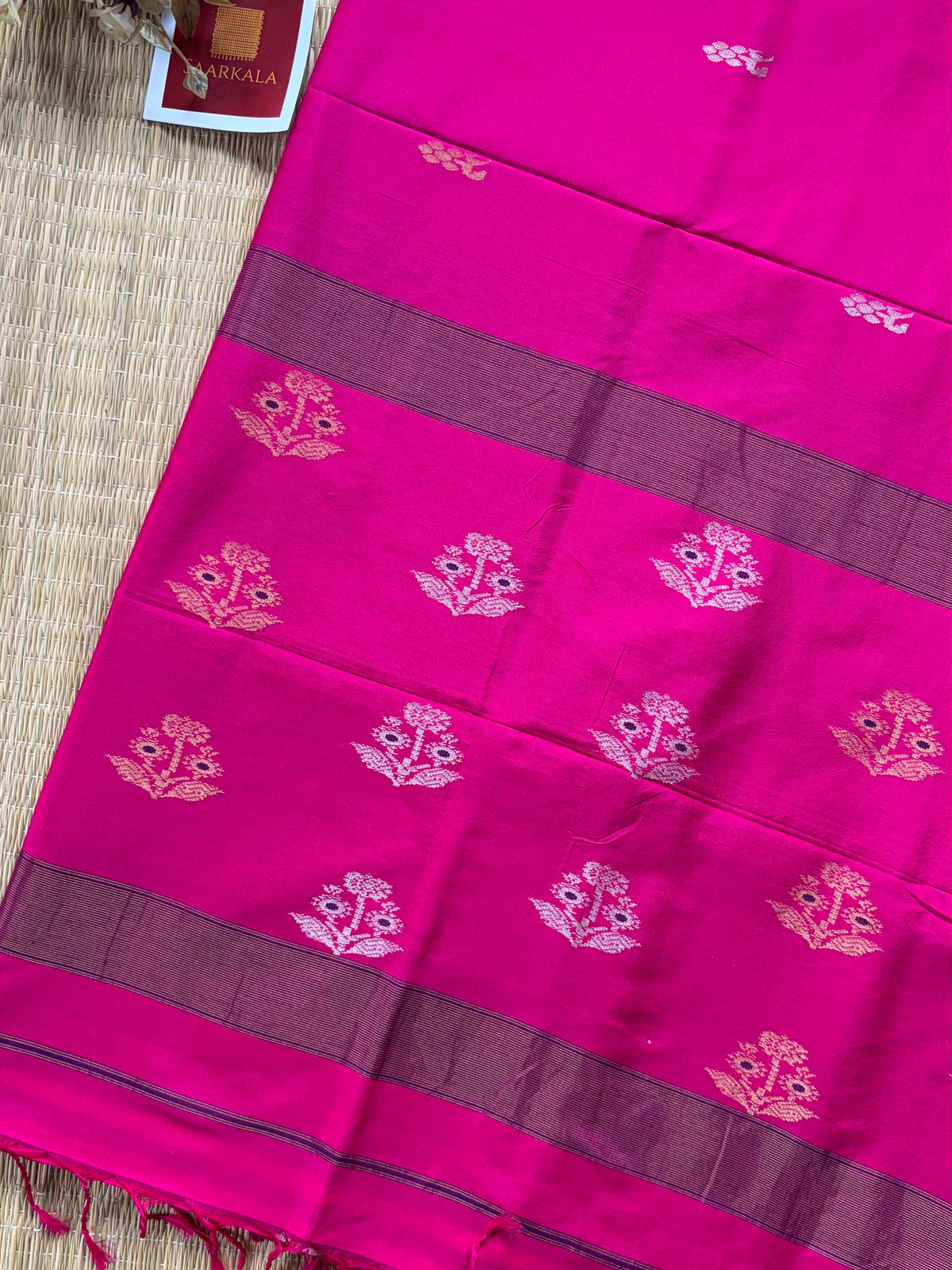Hot Pink Pure Silk Maheshwari Handloom Saree