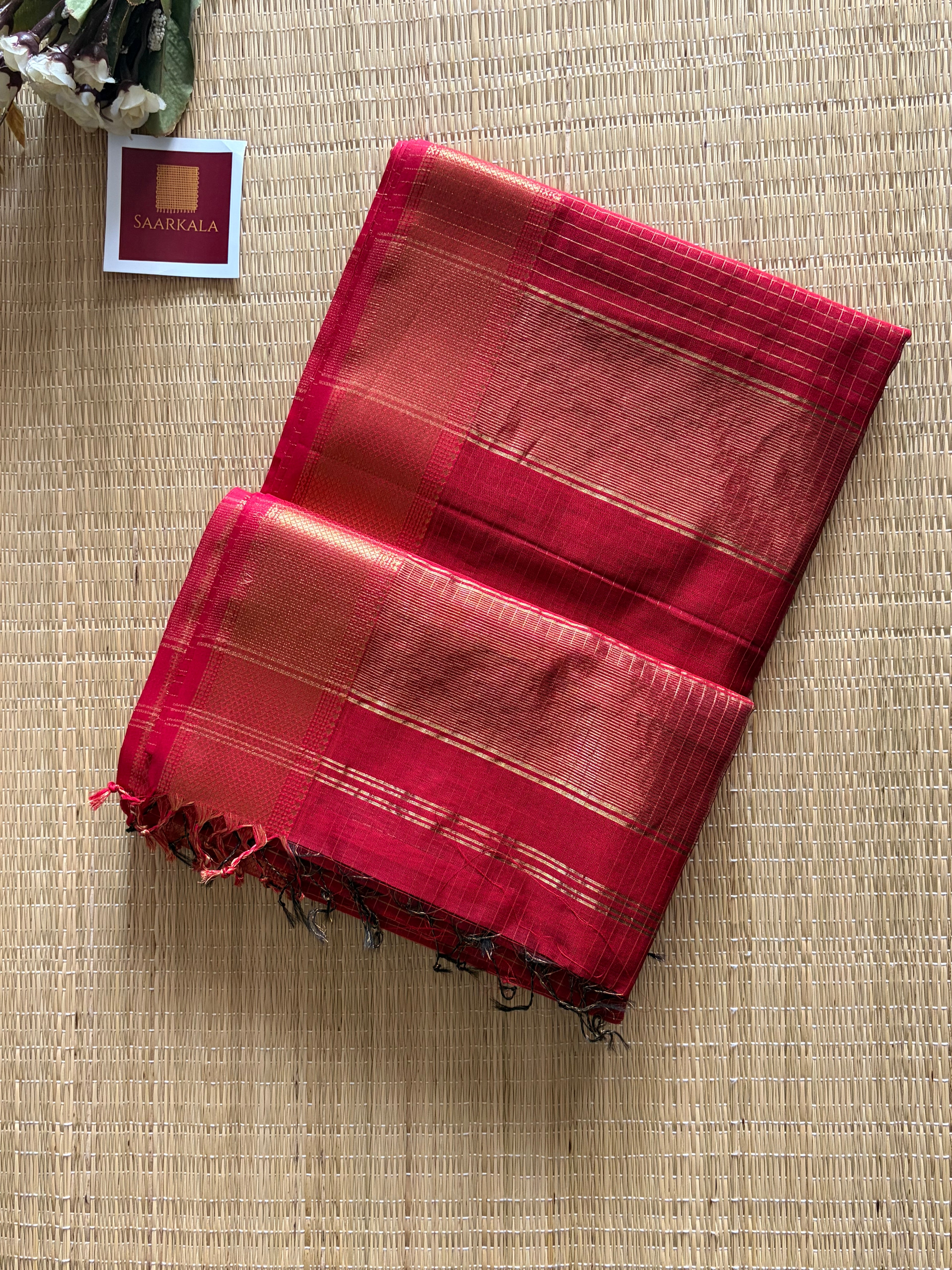 Checks Red Maheshwari Handloom Saree
