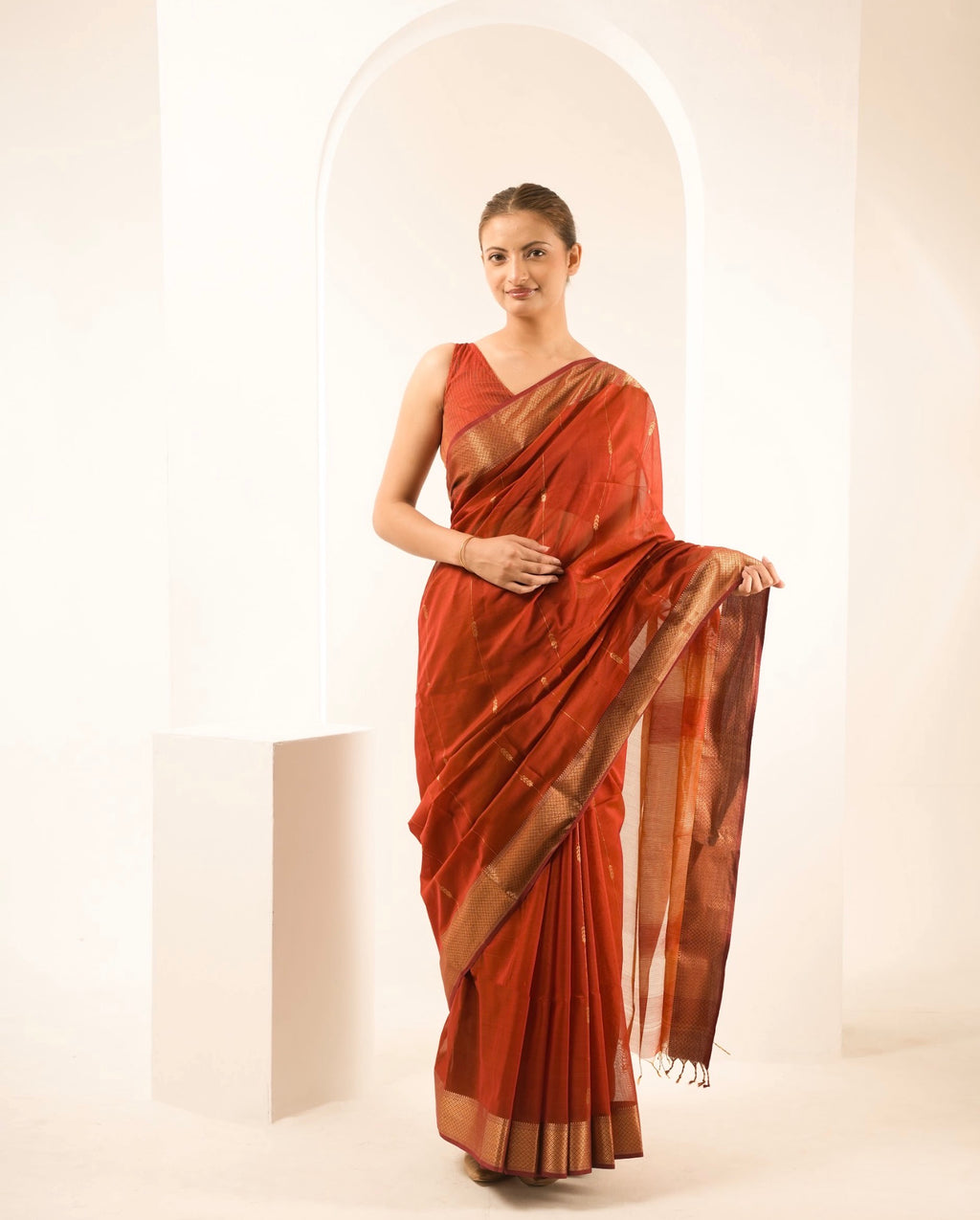 Rust Patti Maheshwari Handloom Saree