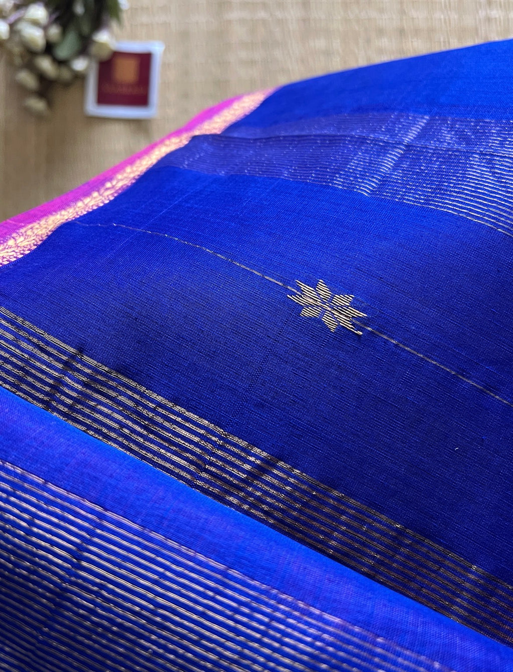 Blue Shaded Dual tone Maheshwari Silk and cotton saree