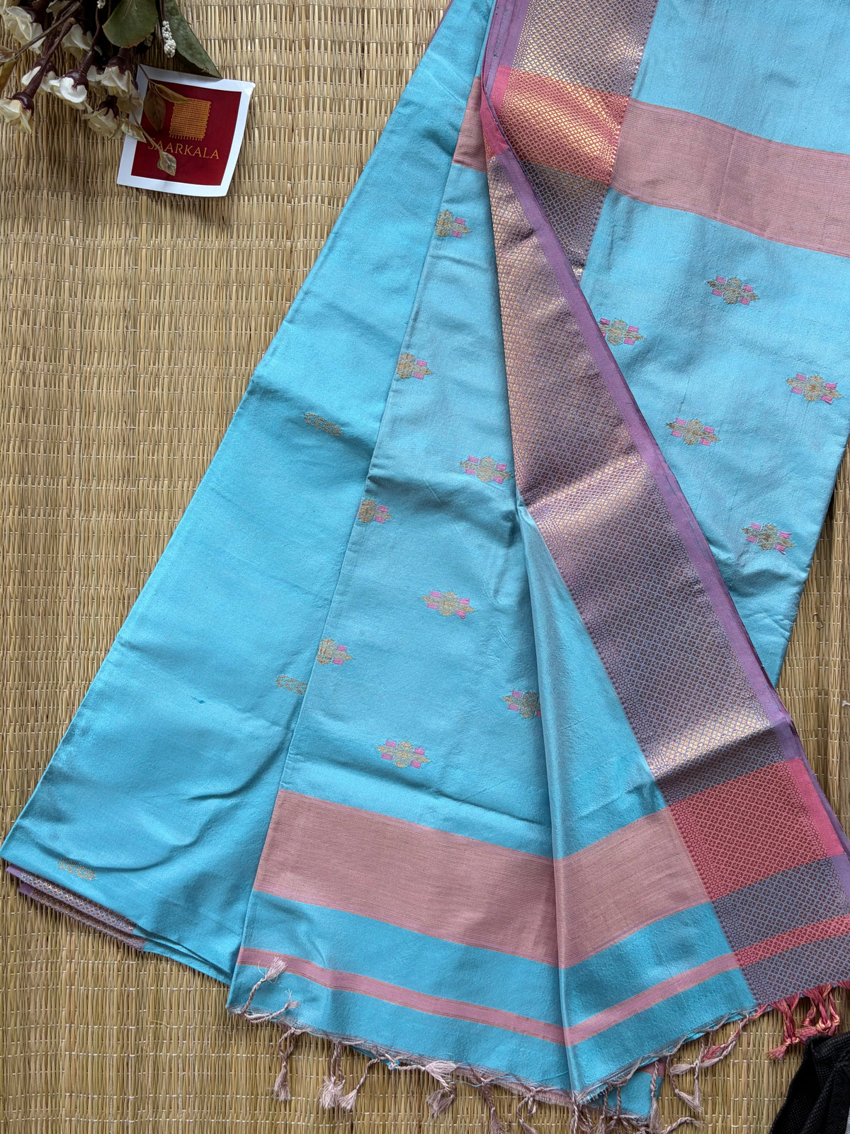 Ice Blue Pure Silk Pink Maheshwari Handloom Saree
