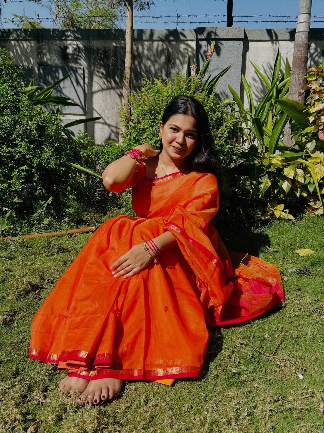 Sayali Orange Pink Chameli Maheshwari Handloom Saree