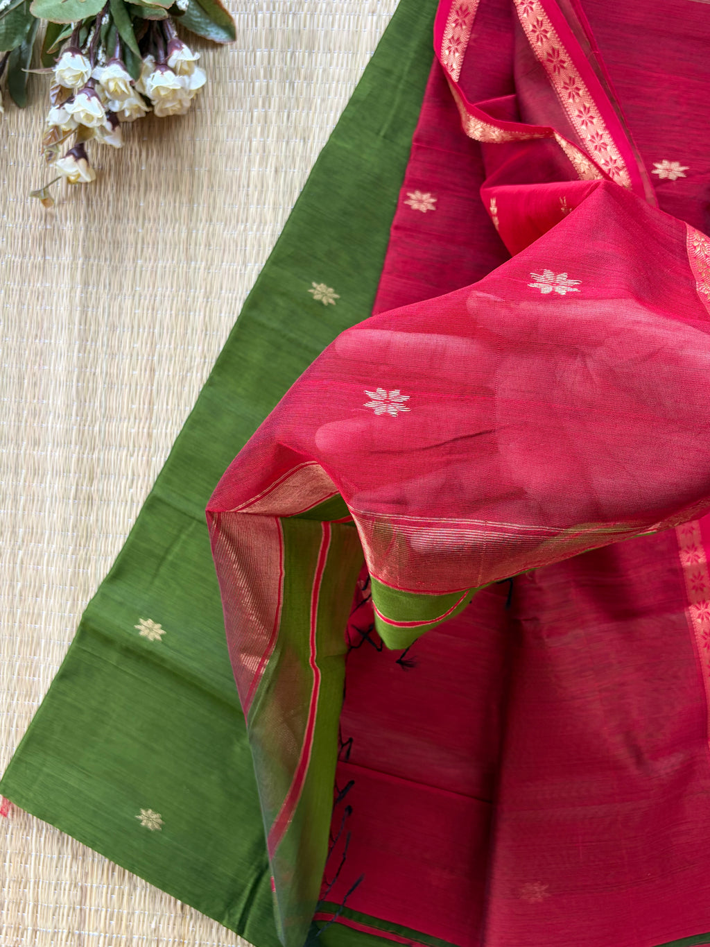 Chameli Red Parrot Green Maheshwari Handloom Saree