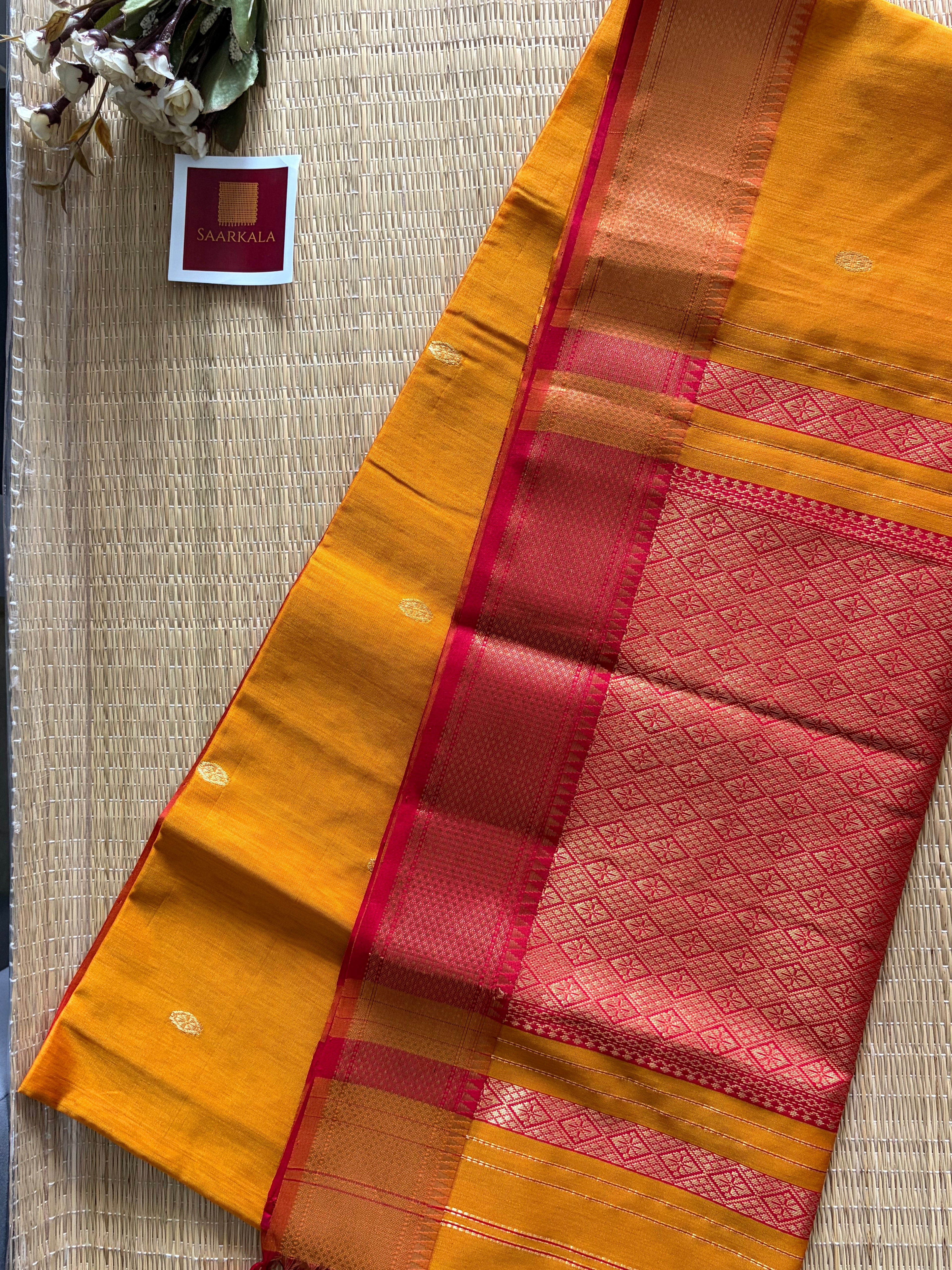 Jala Pallu Mustard Maheshwari Handloom Saree