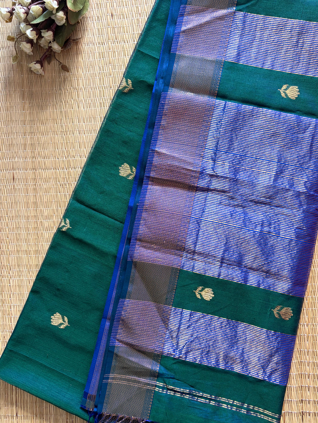 Morpankhi Lotus Maheshwari Handloom Saree
