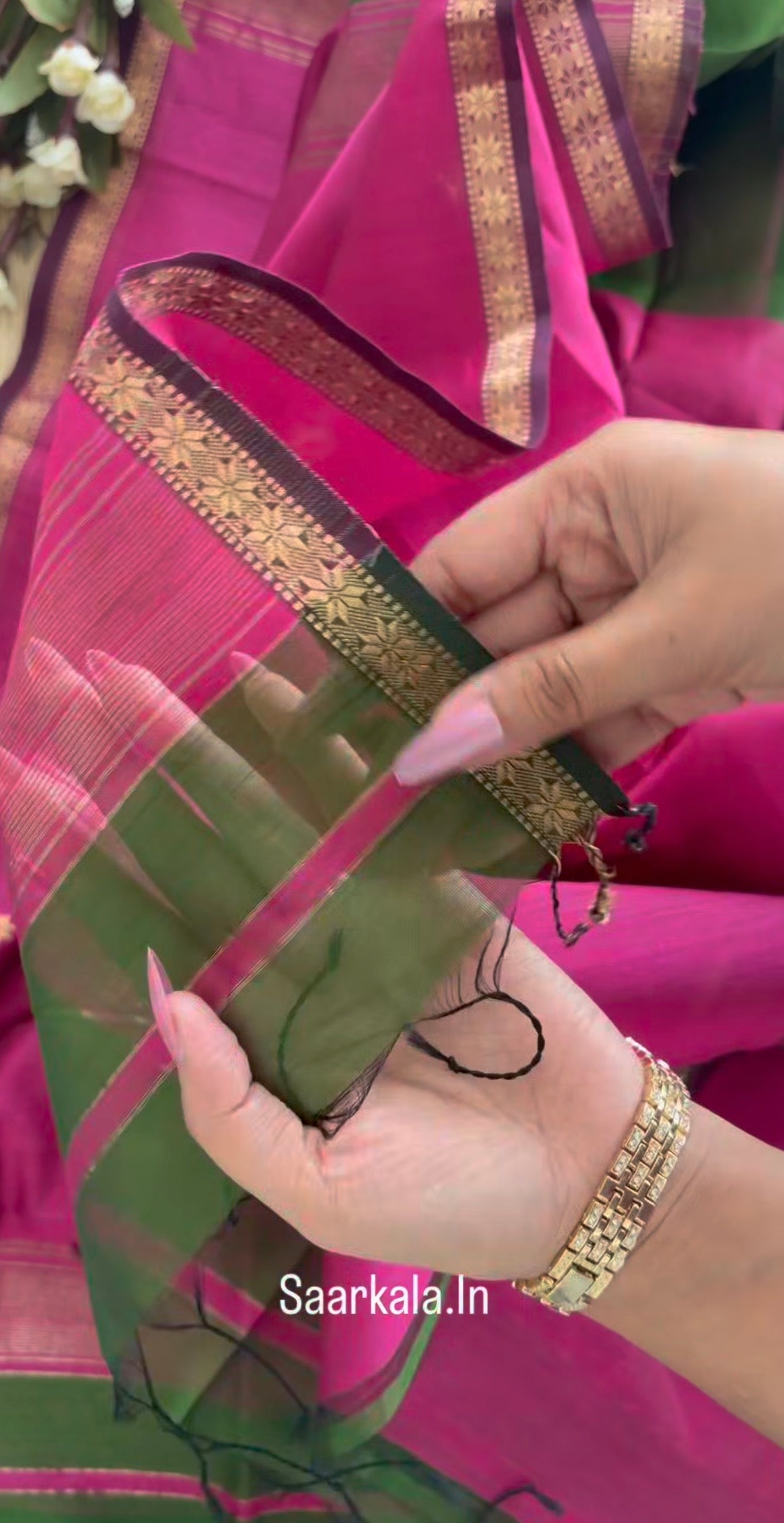 Green Pink Chameli Maheshwari Handloom Silk Cotton Saree