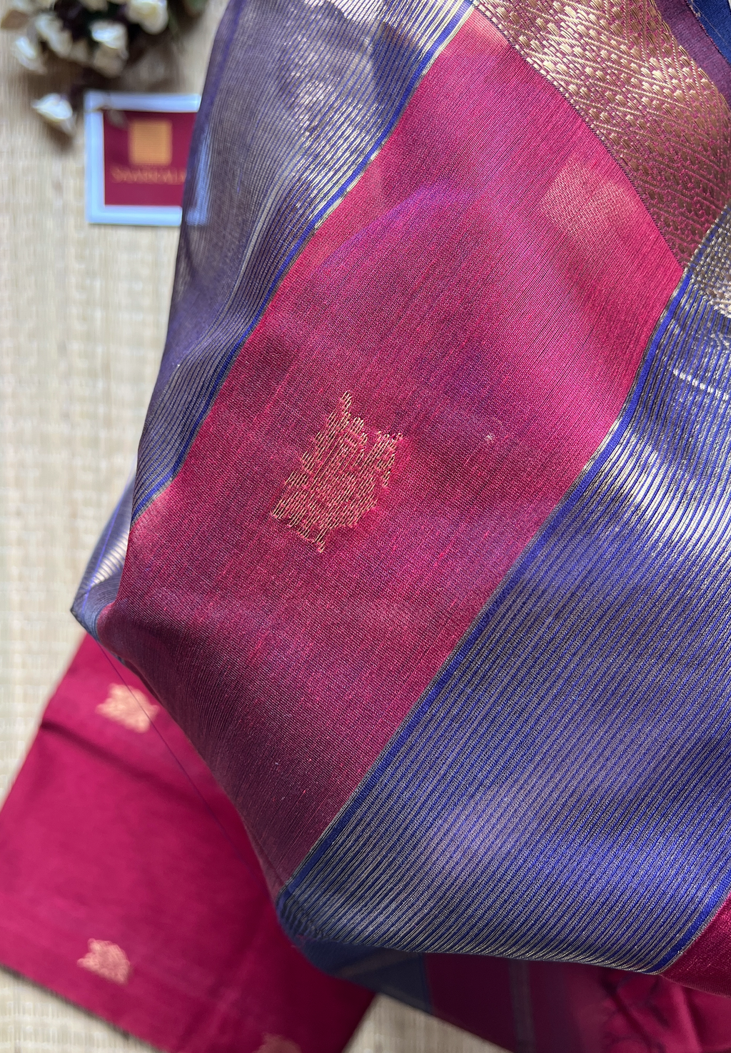 Morni Red Maheshwari Handloom Silk Cotton Saree