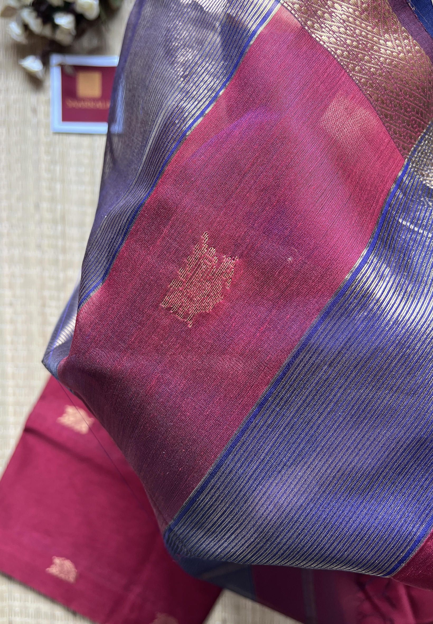 Morni Red Maheshwari Handloom Silk Cotton Saree