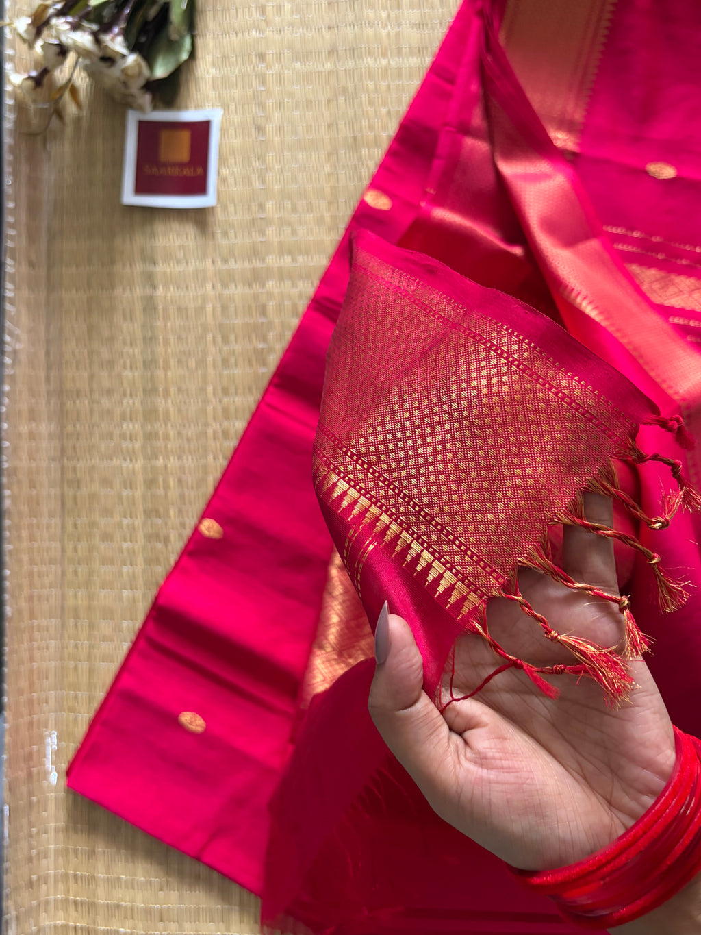 Jala Pallu Pink Maheshwari Handloom Saree