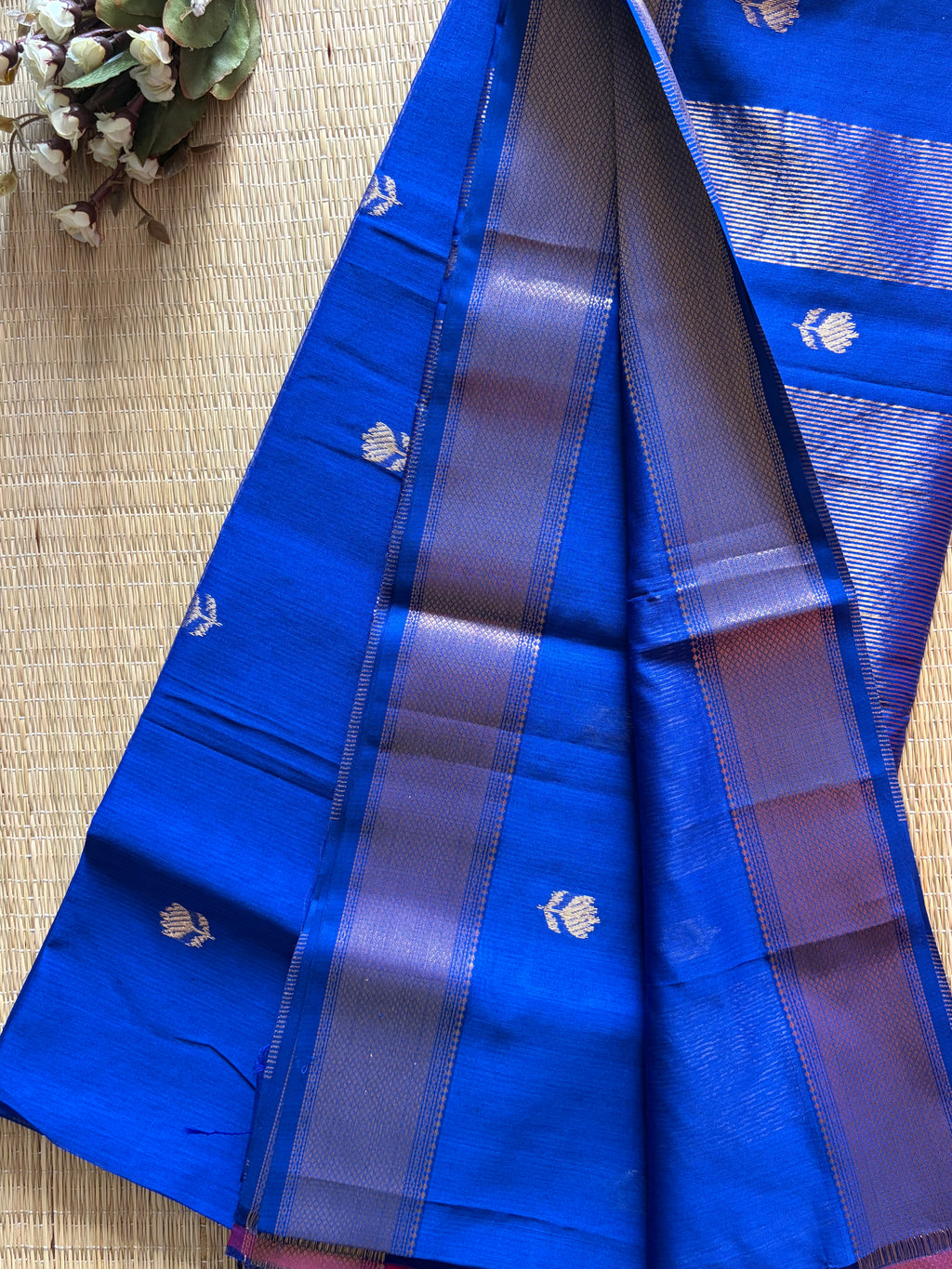 Royal Blue Lotus Maheshwari Handloom Saree