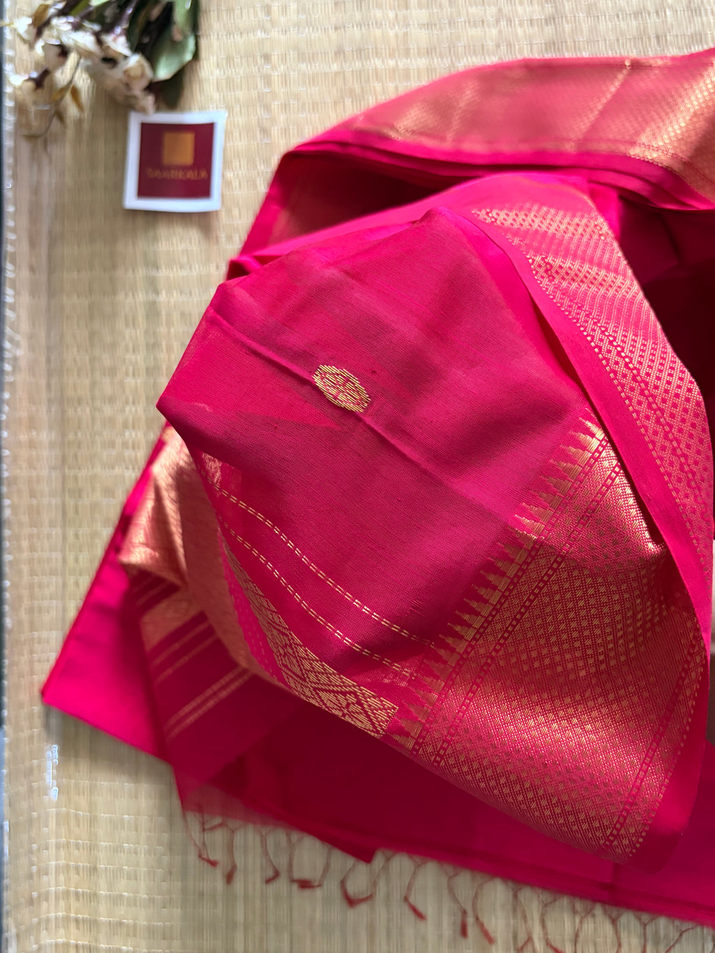 Jala Pallu Pink Maheshwari Handloom Saree