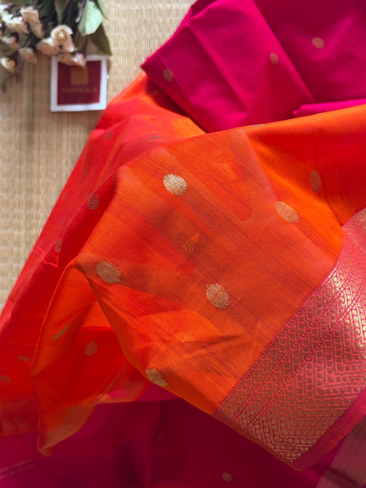 Swara Sikka Pink Orange Maheshwari Handloom Saree