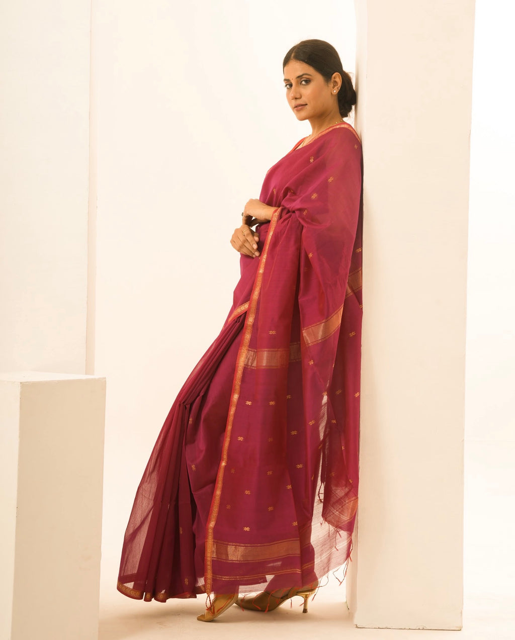 Arrow Pink Maheshwari Handloom Saree