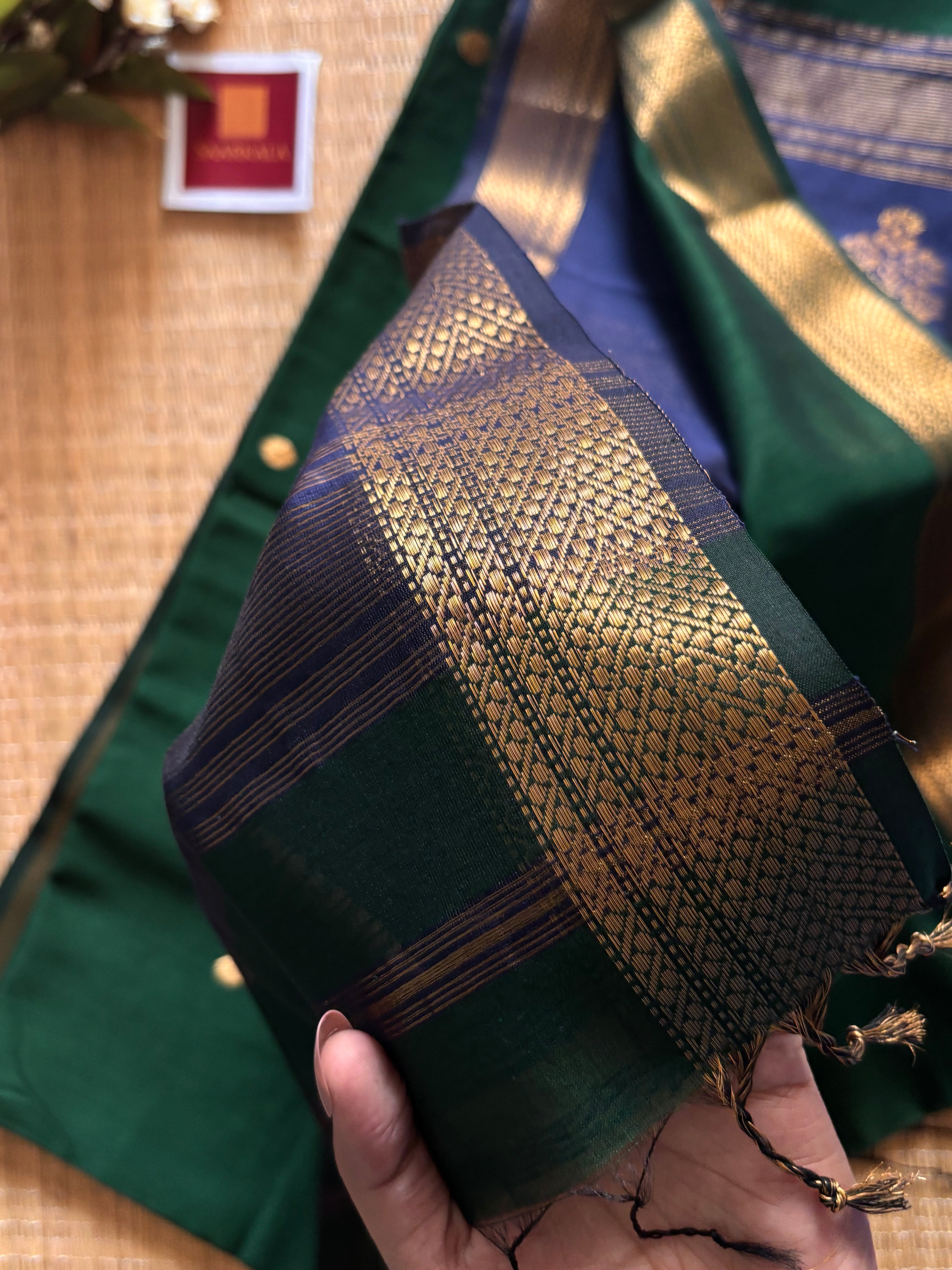 Floral Buta Blue & Green Maheshwari Handloom Saree