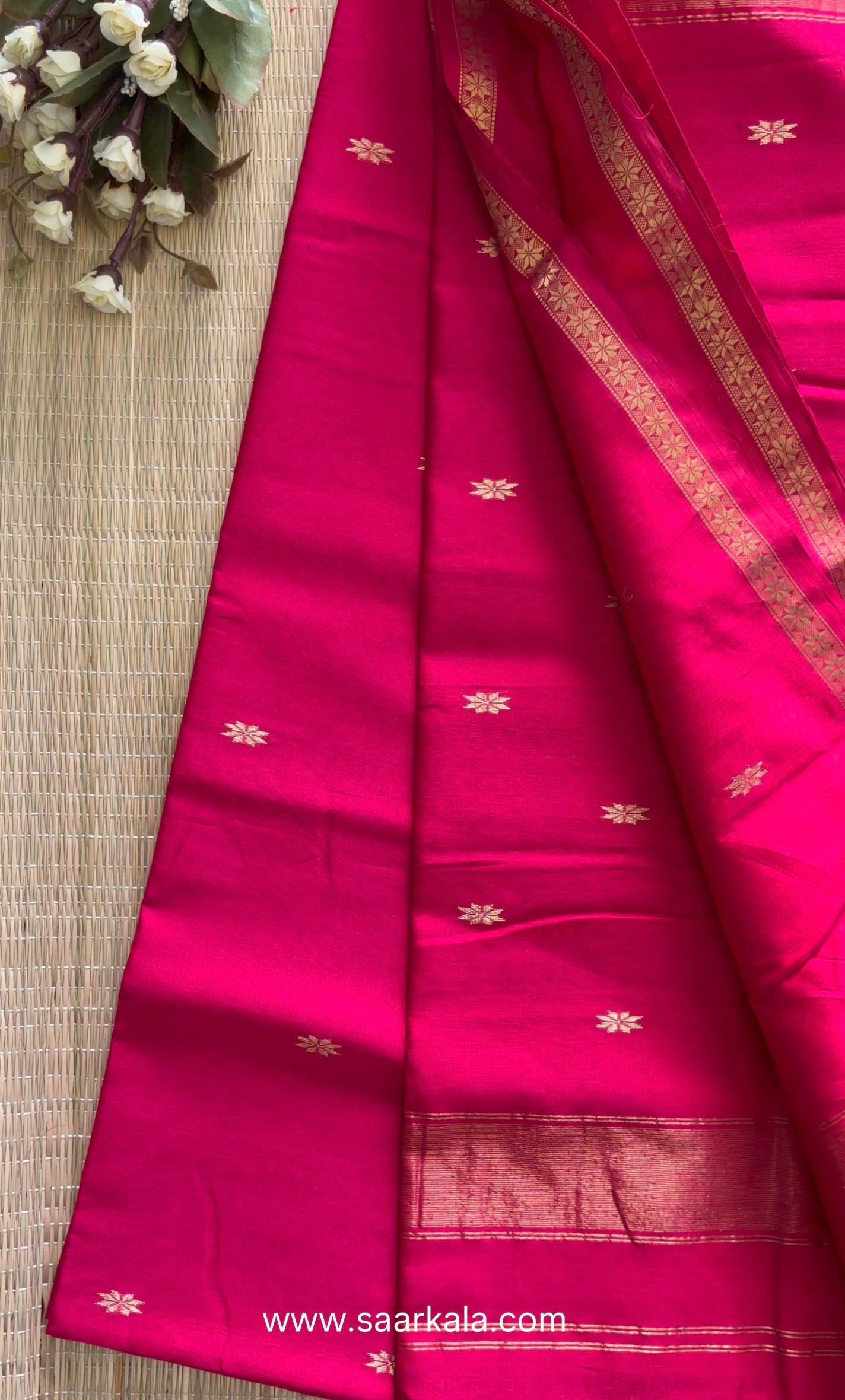 Chameli Self Pink Maheshwari Handloom Saree