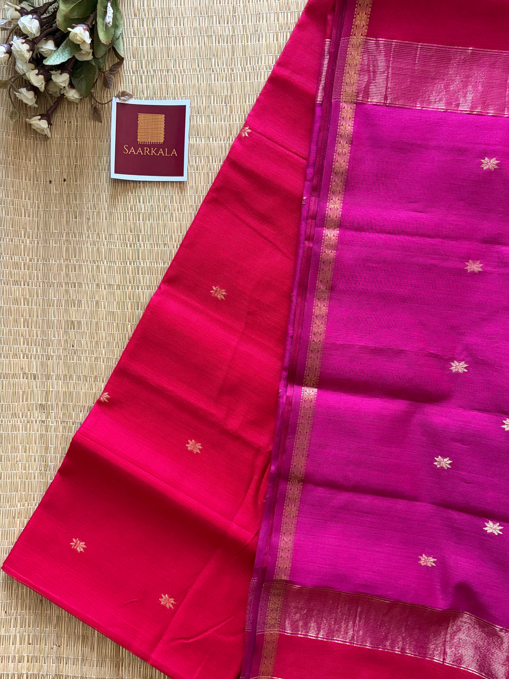 Gulabi Noor Chameli Maheshwari Handloom Saree