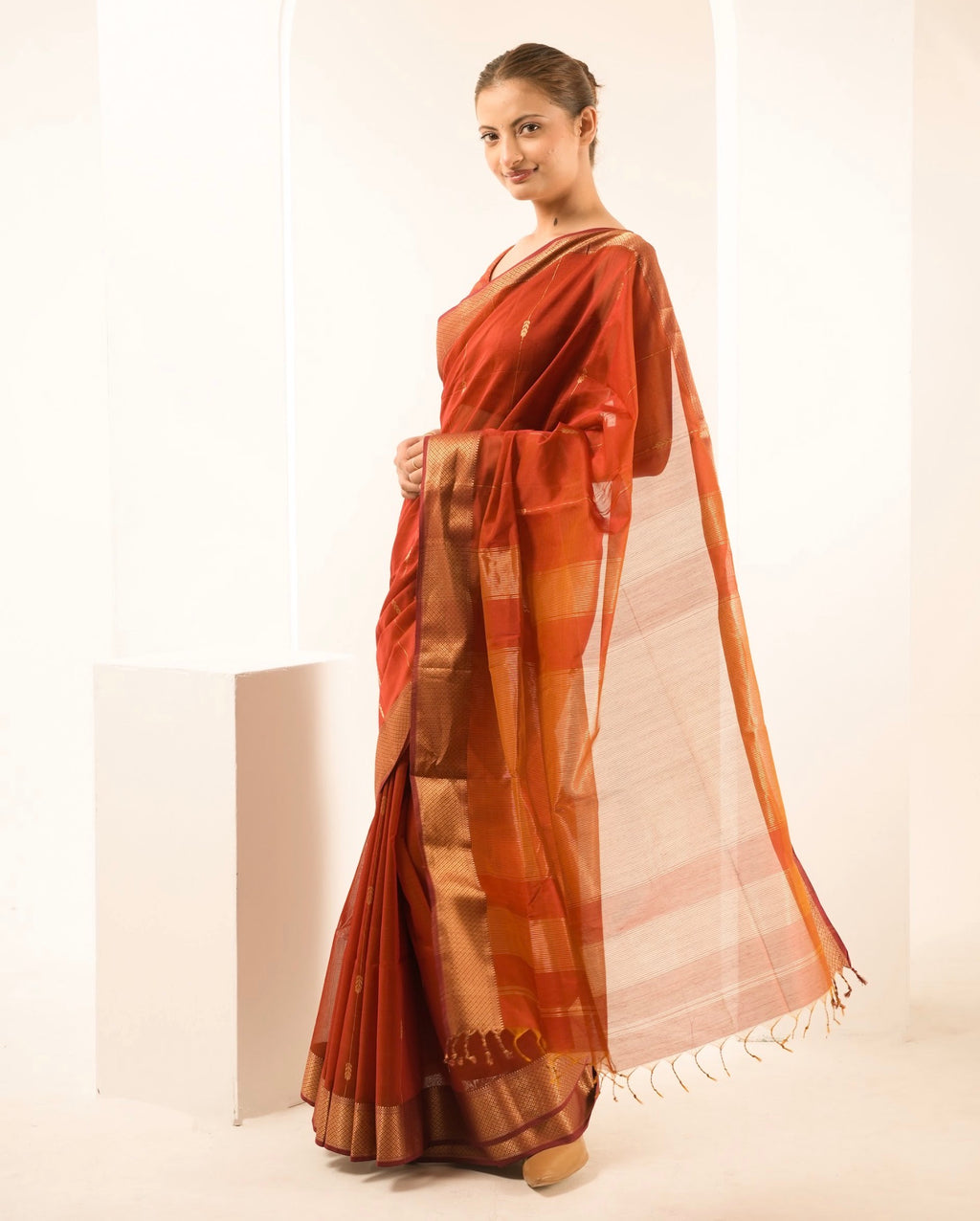 Rust Patti Maheshwari Handloom Saree