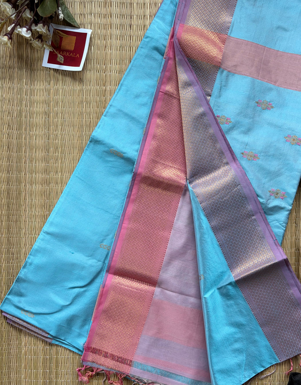 Ice Blue Pure Silk Pink Maheshwari Handloom Saree