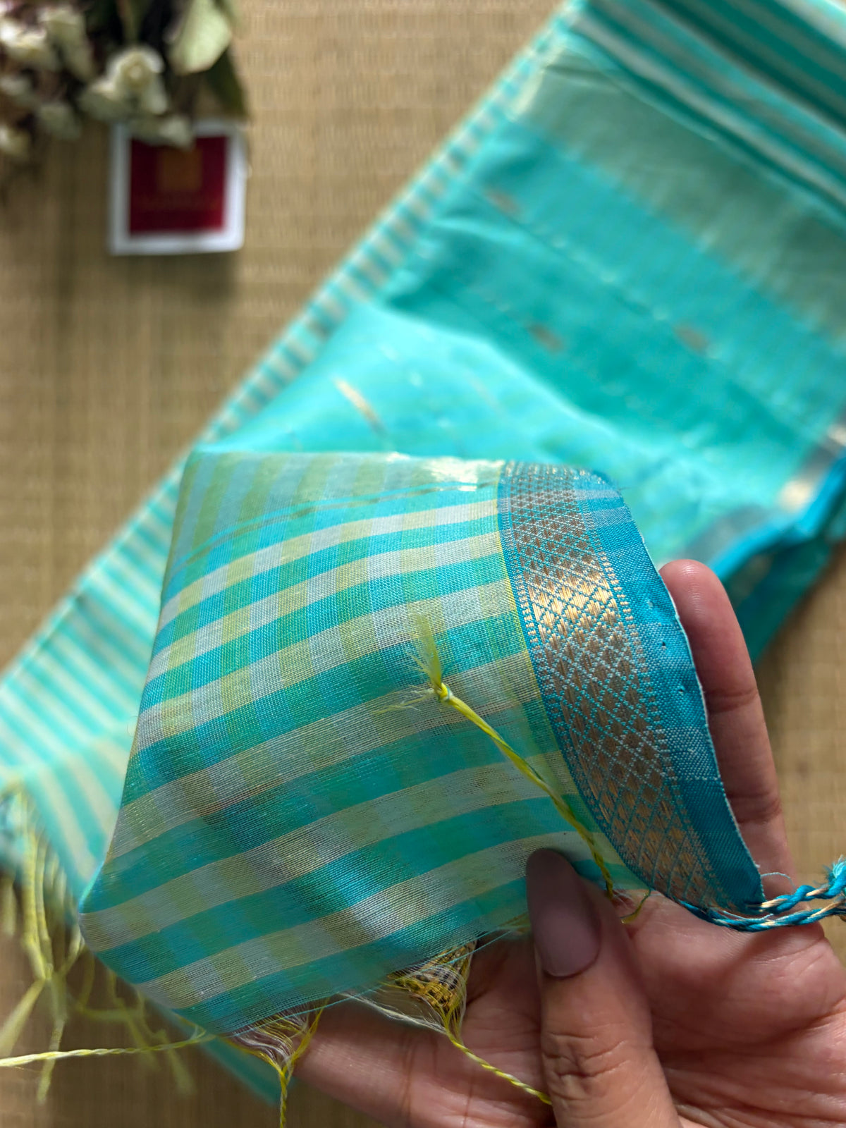 Gingham Butter Ice Blue Maheshwari Handloom Saree