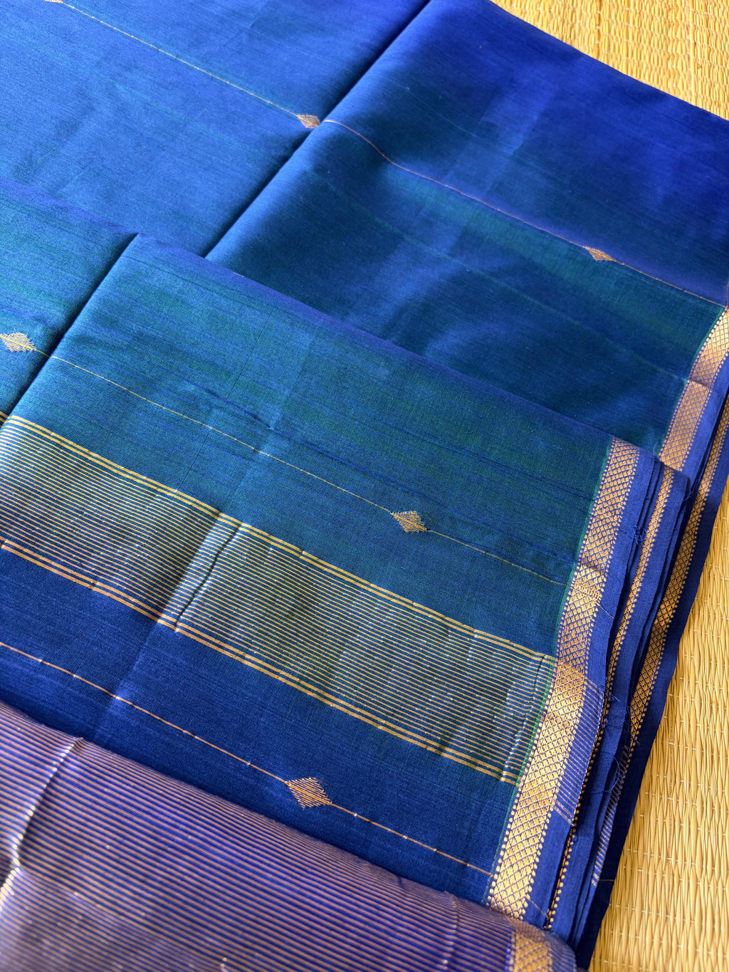 Blue Shaded Maheshwari Handwoven Saree with Gold Zari Border