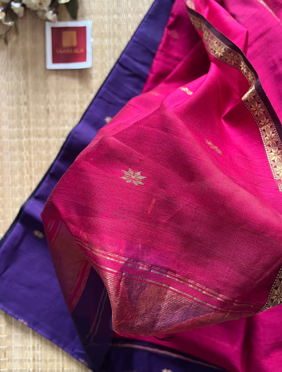 Purple Pink Maheshwari Handwoven Saree with Gold Zari Border