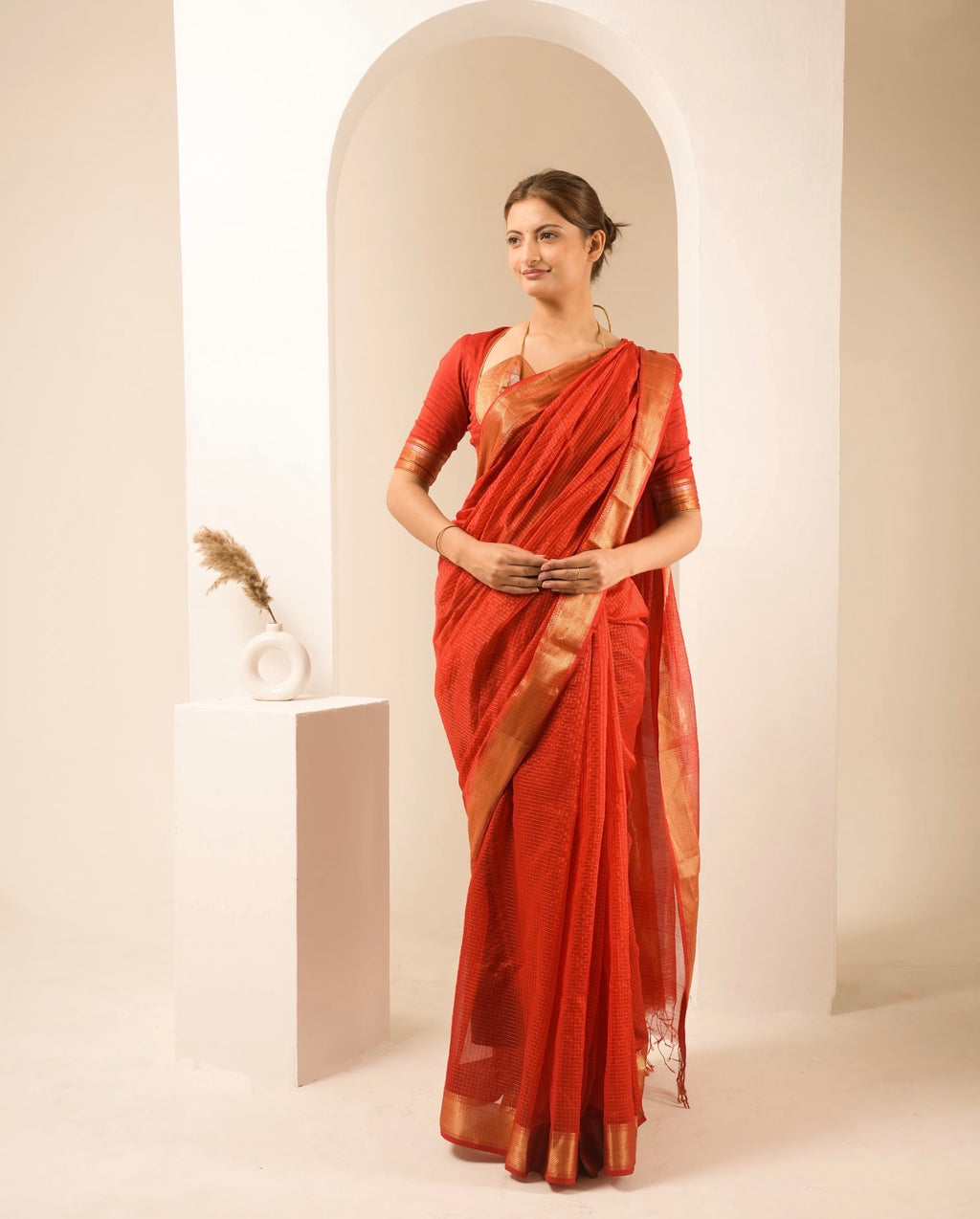 Checks Red Maheshwari Handloom Saree